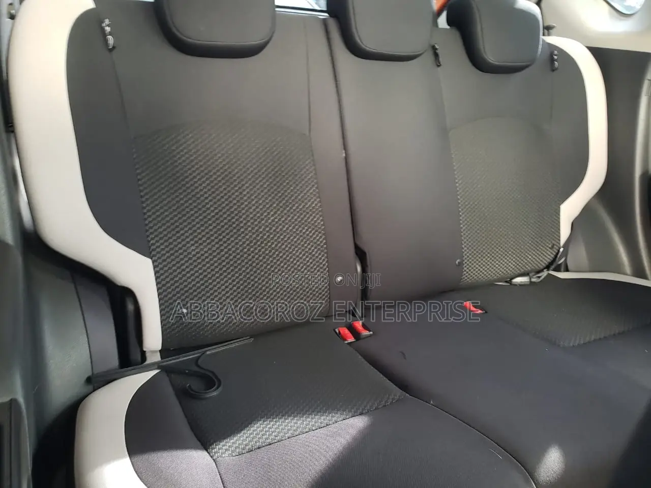 Nissan Note 1.6 Petrol 2016 Orange