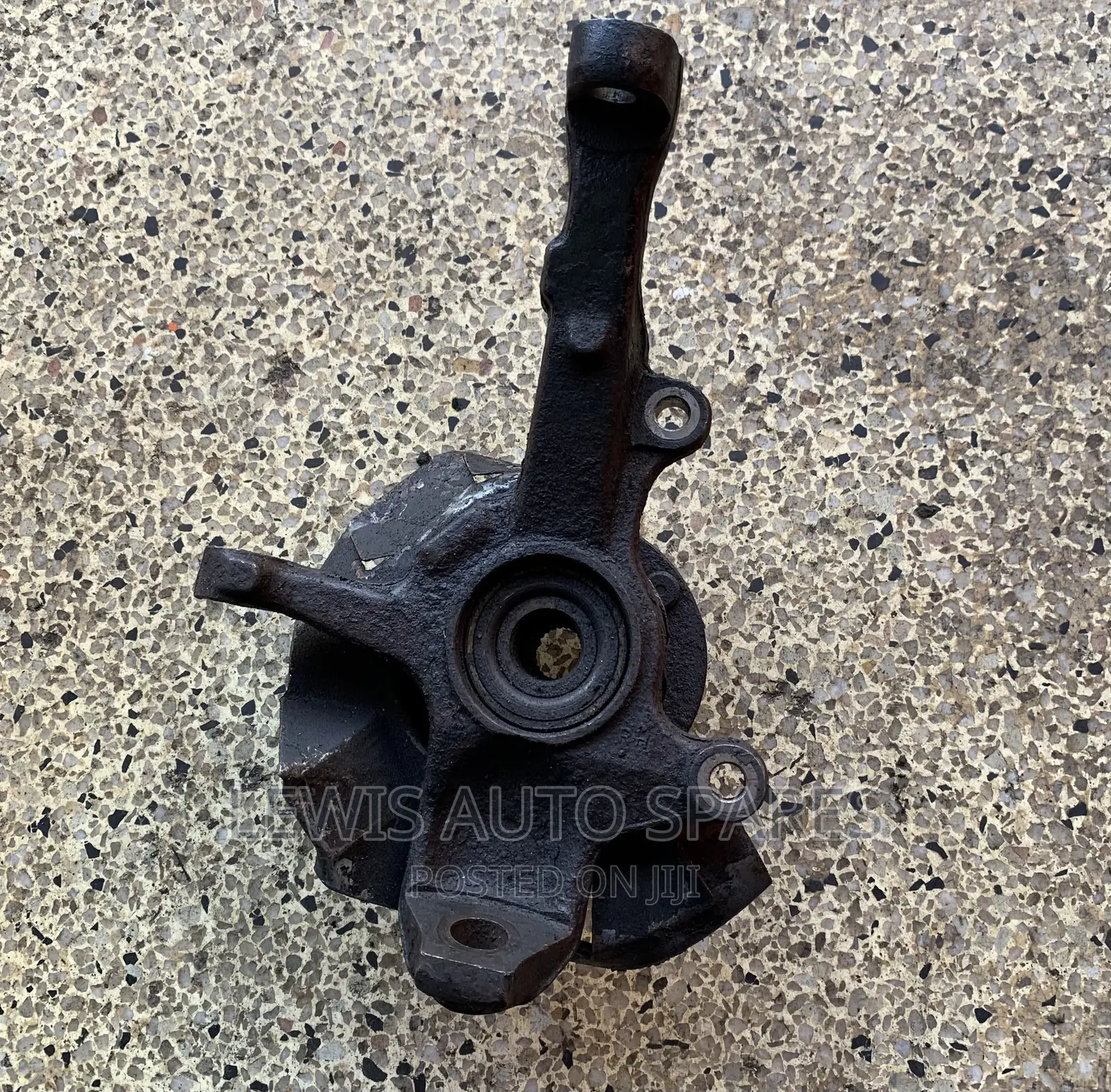 Vannete Mazda Bongo Hub
