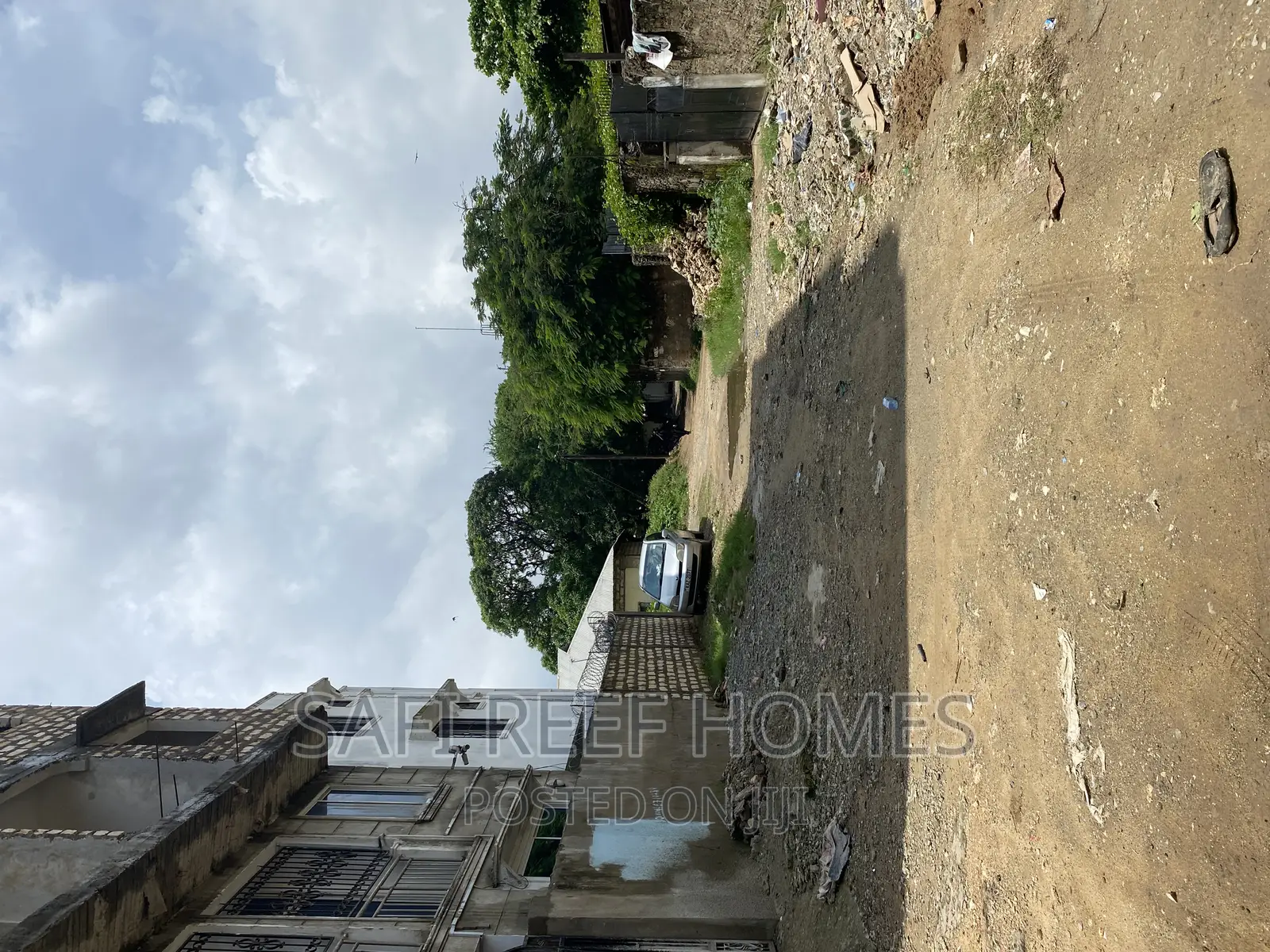3bdrm Block of Flats in Nyali for sale