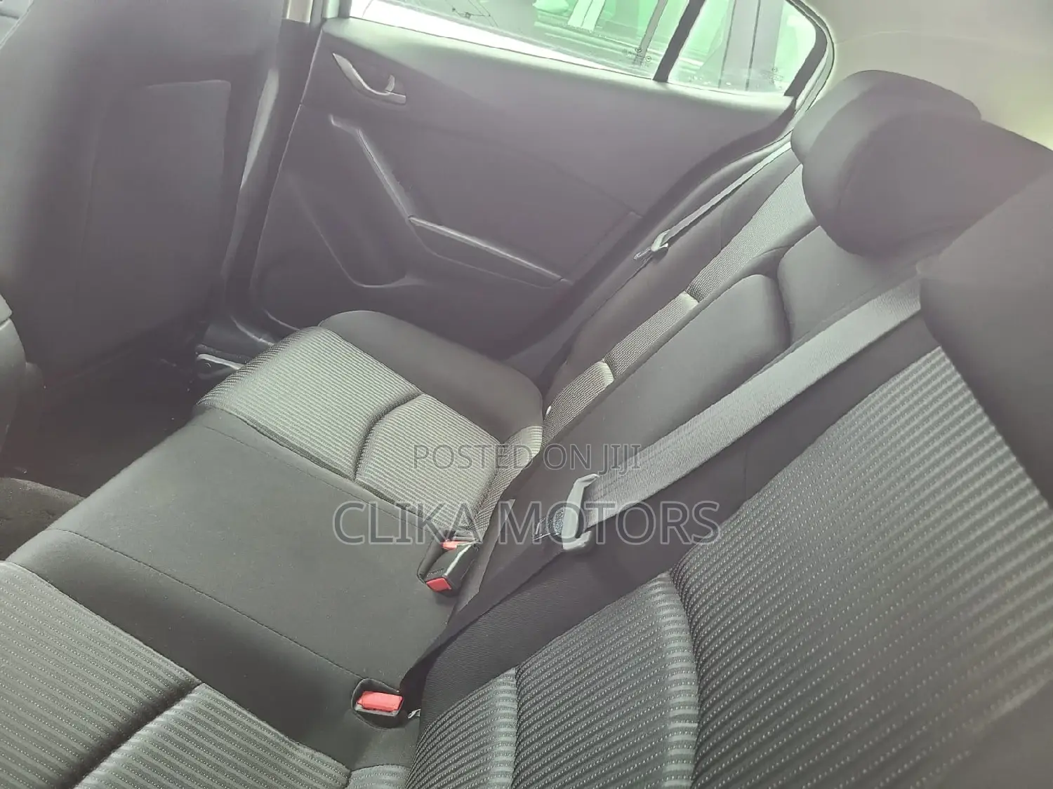 Mazda Axela 2016 Pearl
