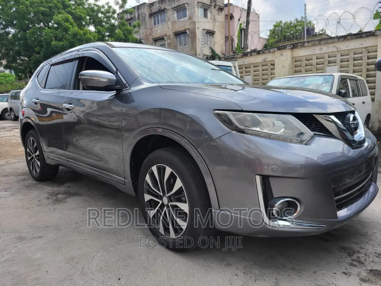 Nissan X-Trail 2.0 Petrol AWD 2016 Gray