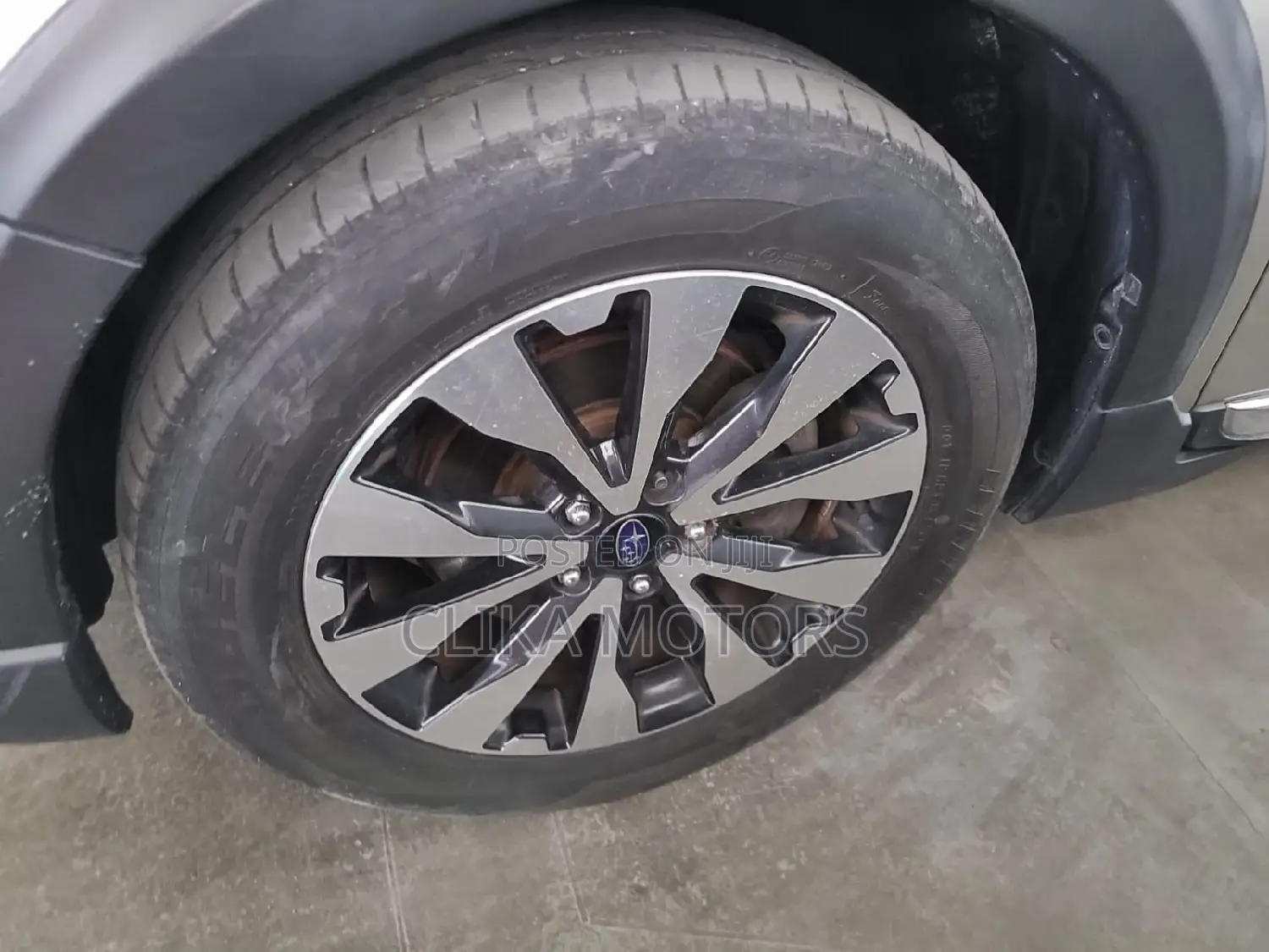 Subaru Outback 2.5i AWD 2016 Gray
