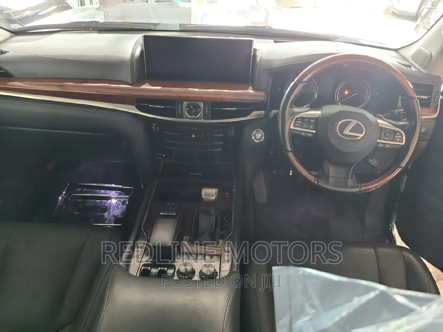 Lexus LX 570 AWD 2016 Black