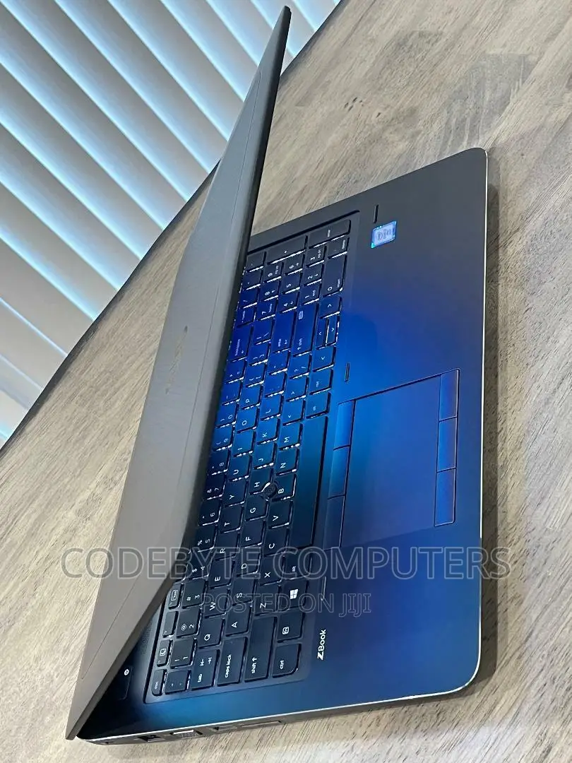 Laptop HP ZBook 15 G3 32GB Intel Core I7 SSD 512GB