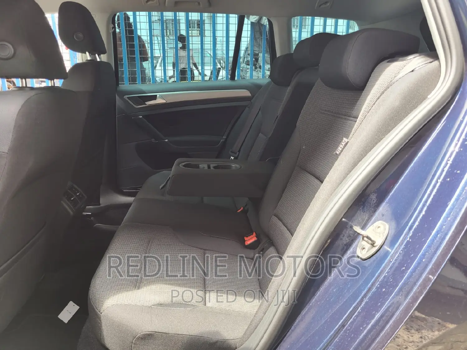 Volkswagen Golf TSI 2-Door FWD 2016 Blue