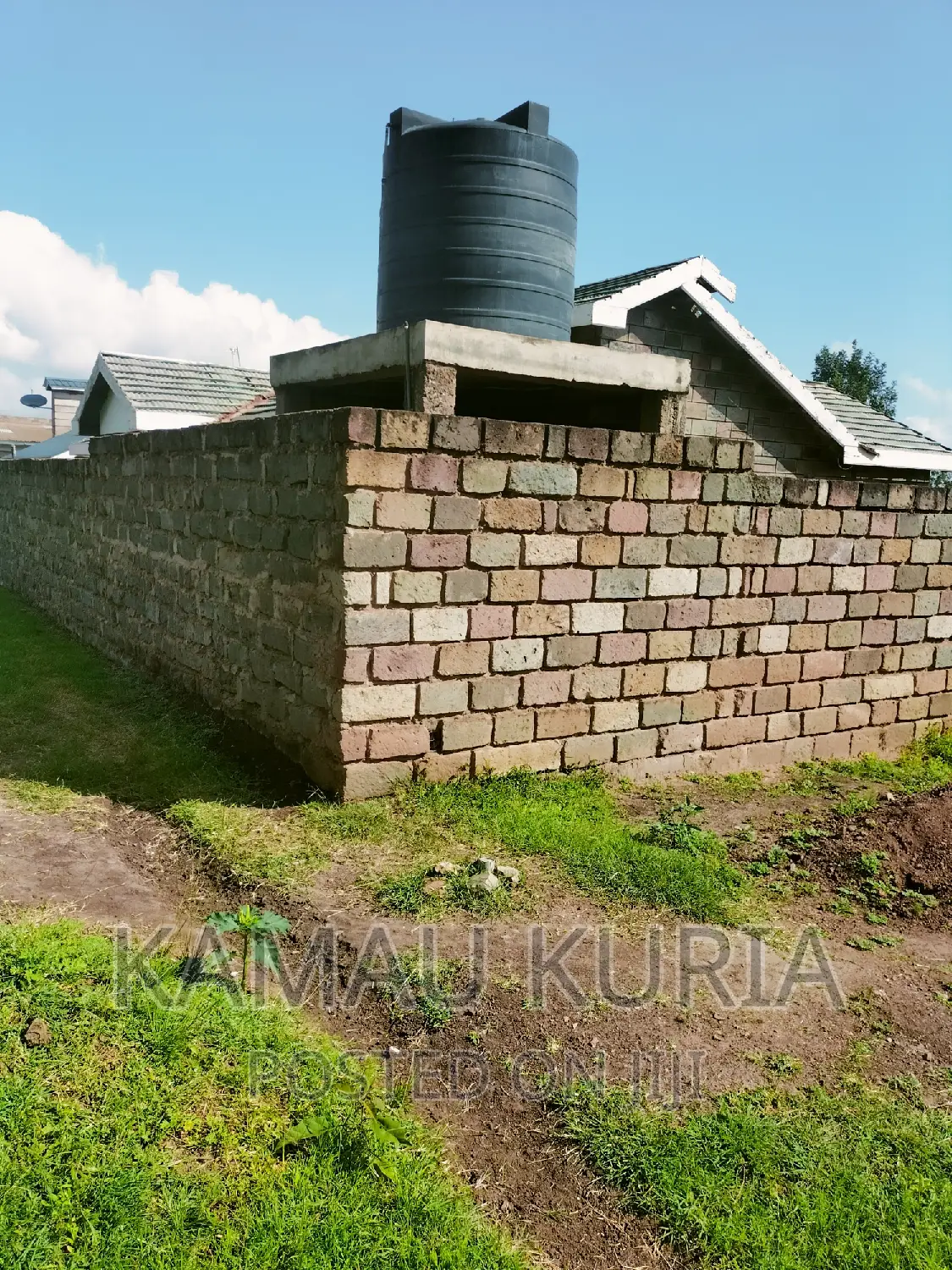 Bungalow House in Landless River Side Estate