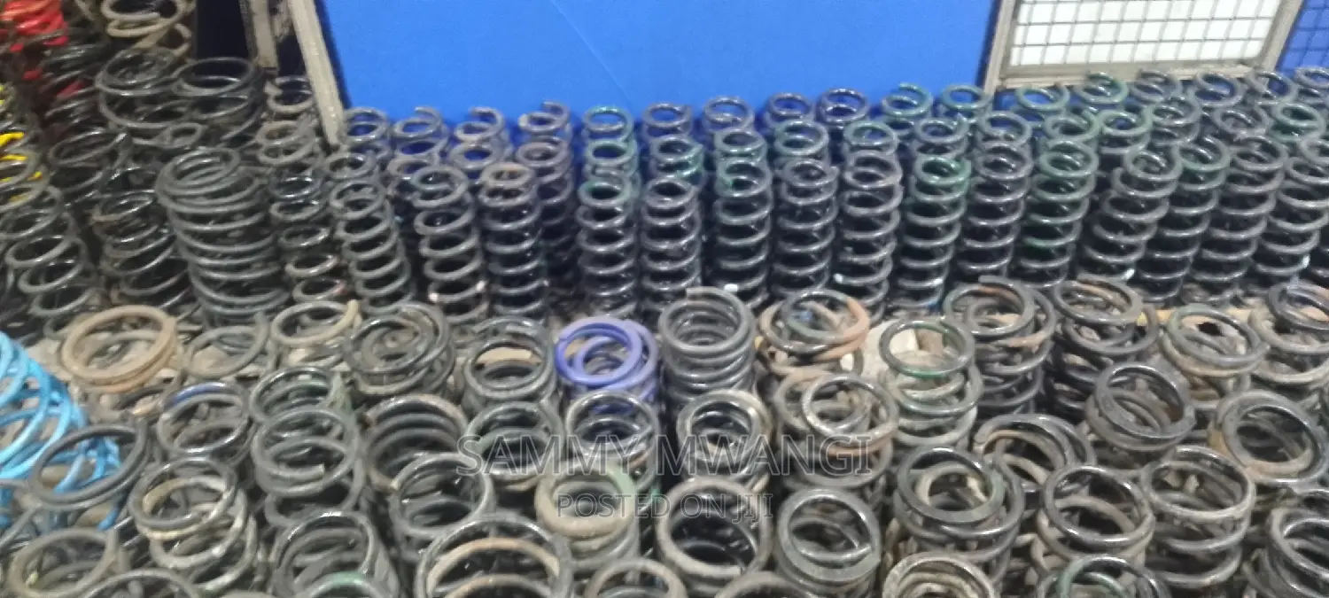 Toyota Hilux Heavy Duty Coil Springs Ground Clearance 