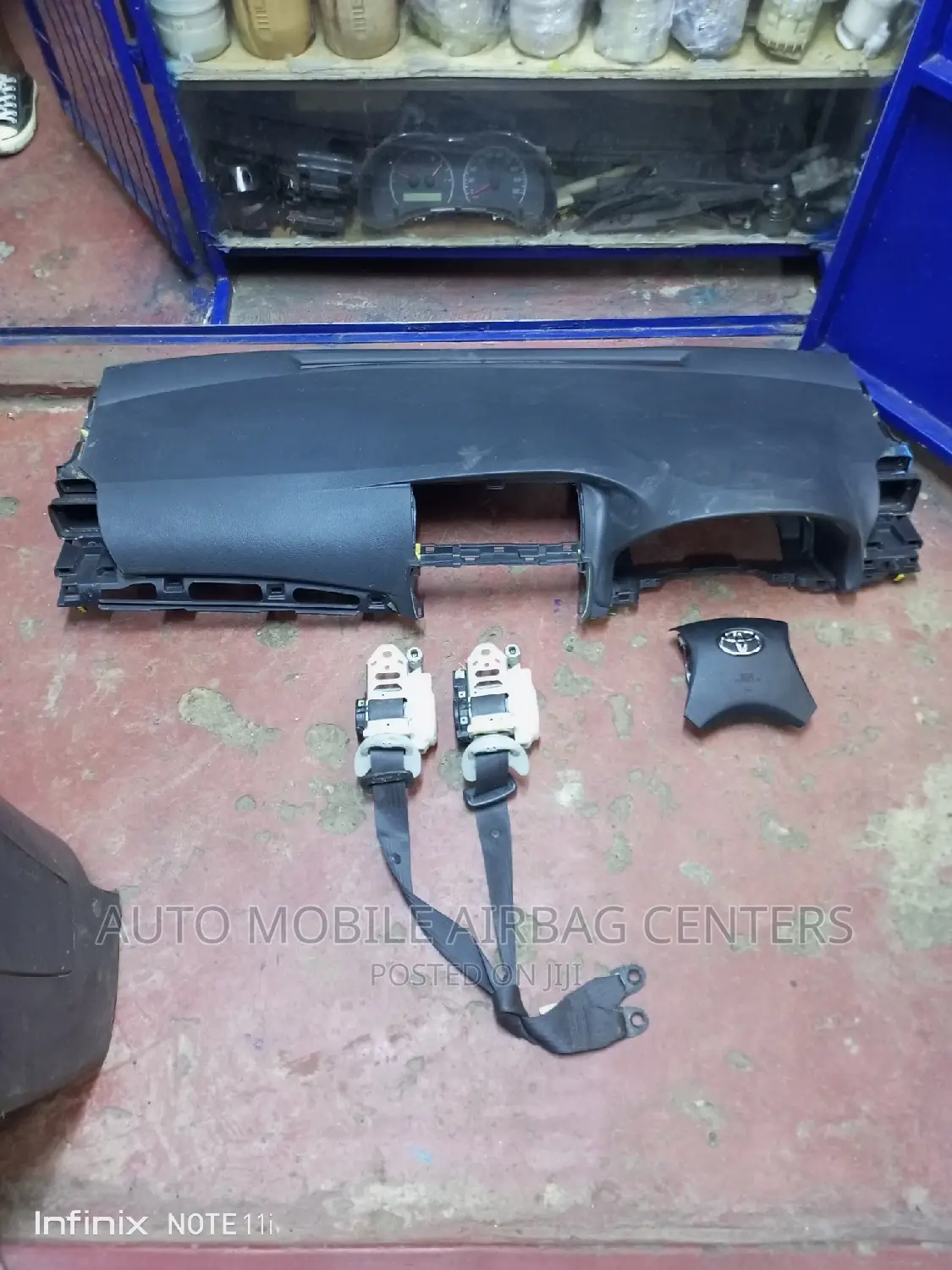 Premio/Allion 260 Dashboard and Steering Airbags