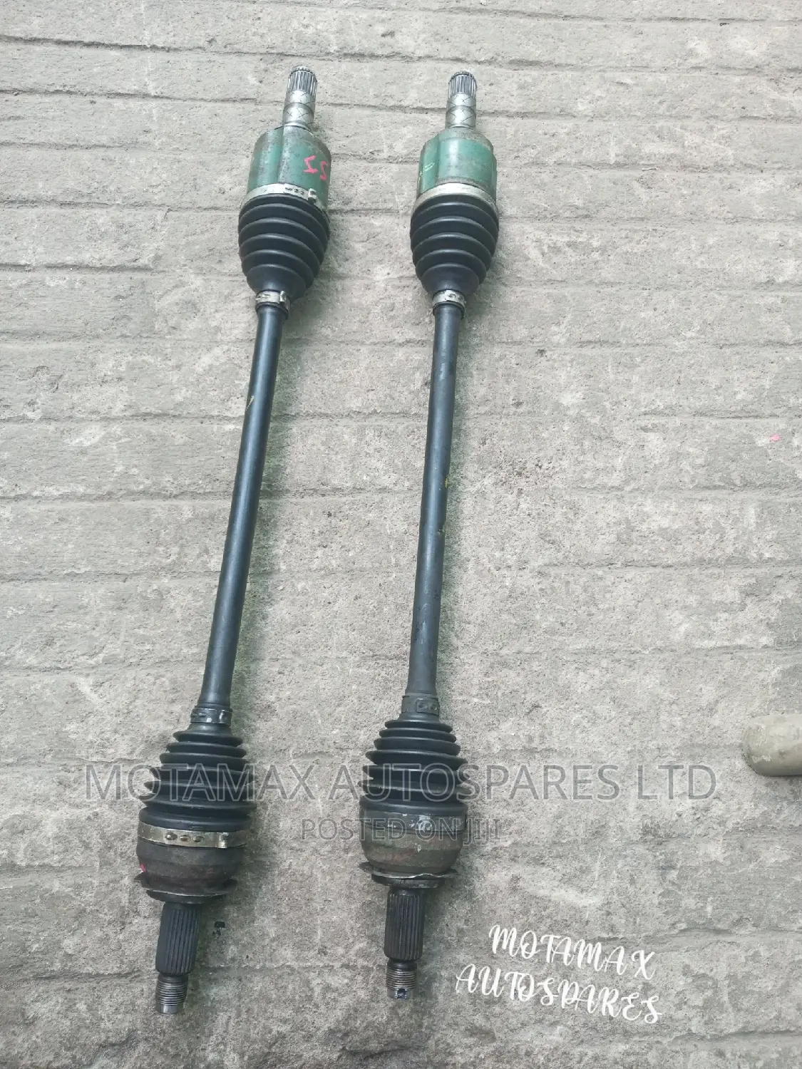 Subaru Forester SJ5/SJG Front Drive Shafts. Price Per Pc