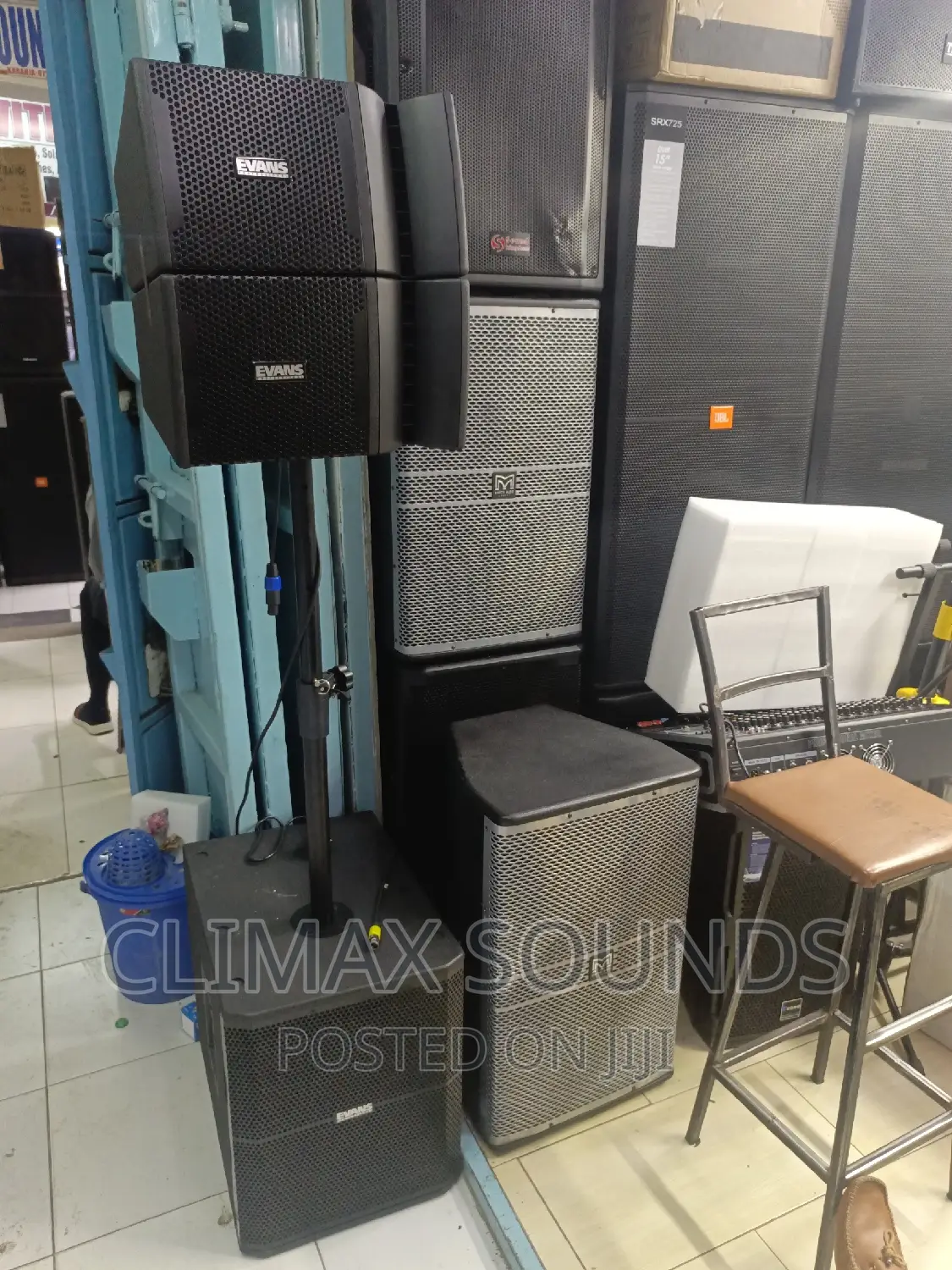 Line Arrays Evans Speaker Set