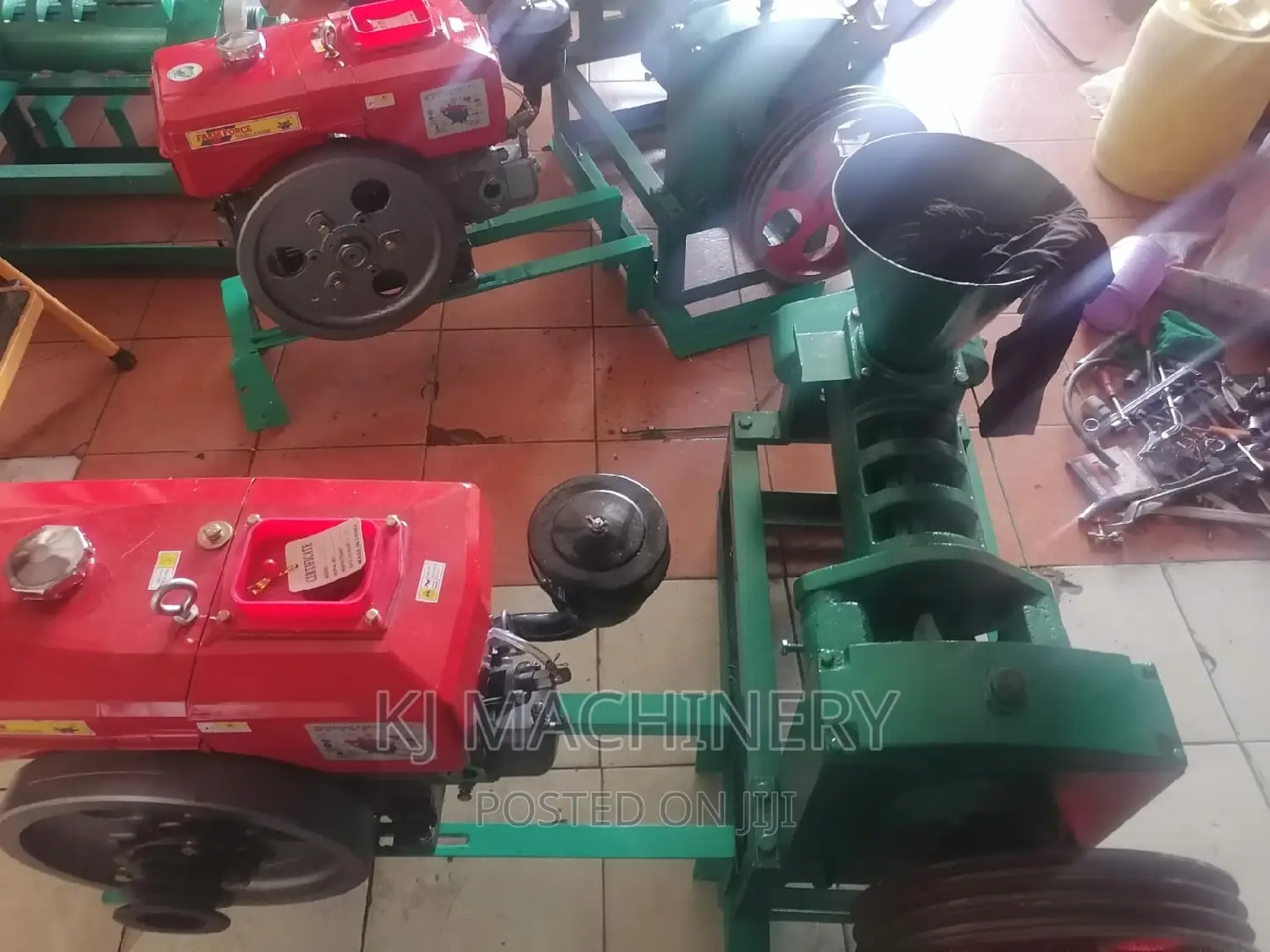 Screw Oil Pressing Machines -Milano Super Brand