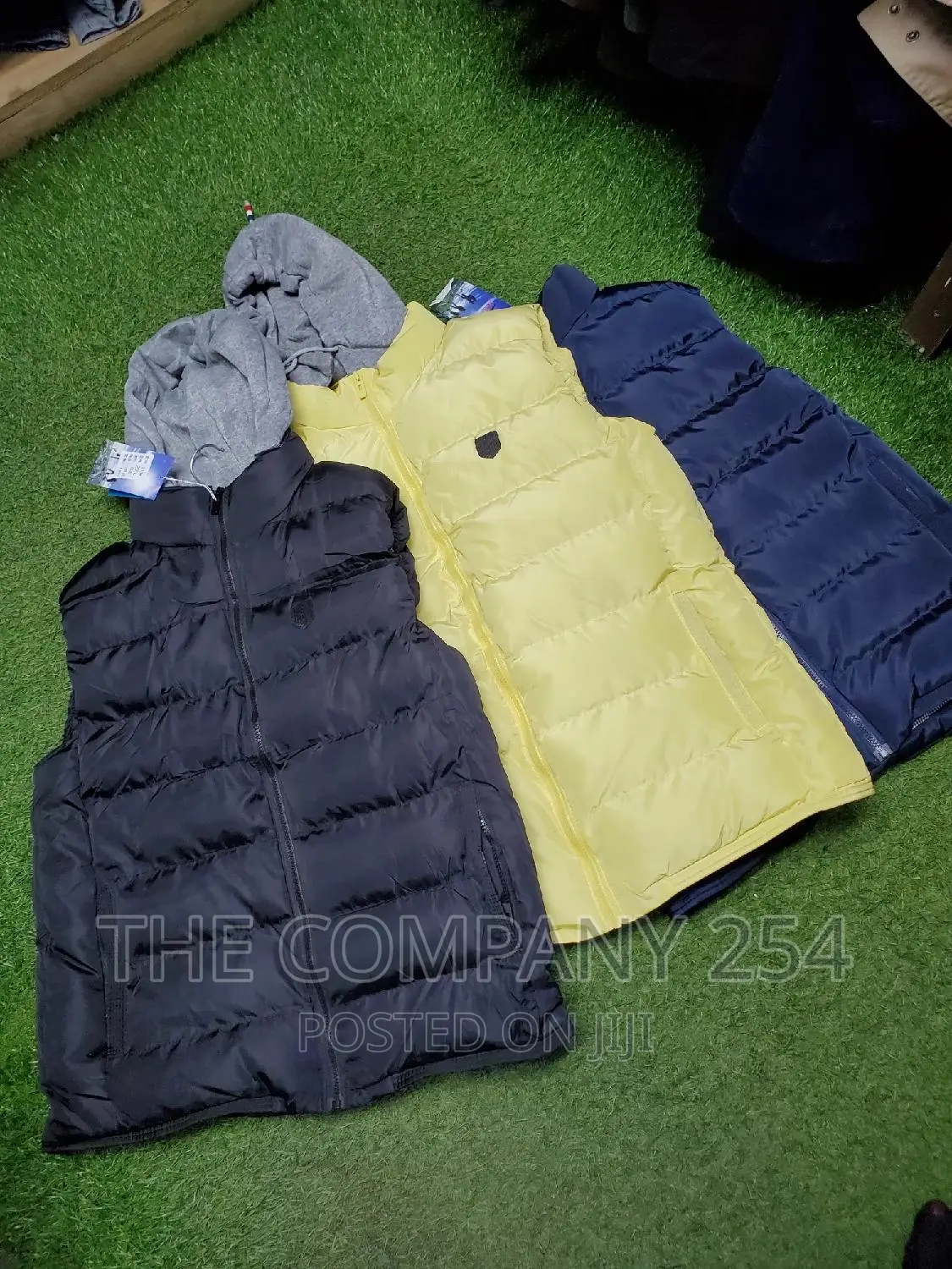 Legit Quality Men's Assorted Padded Half Jackets