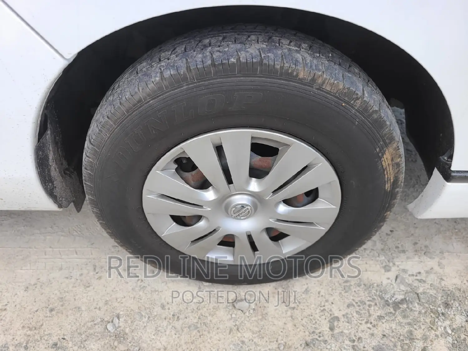 Toyota RAV4 LE AWD 2019 White
