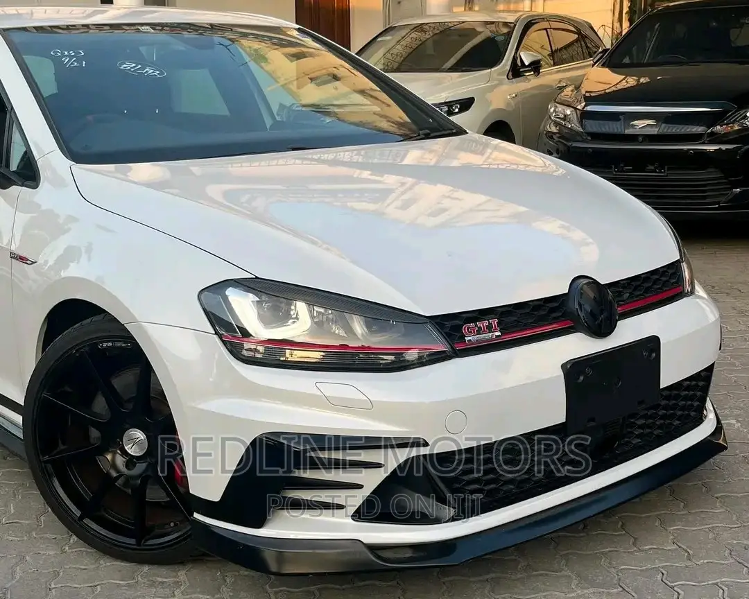 Volkswagen Golf 2017 White