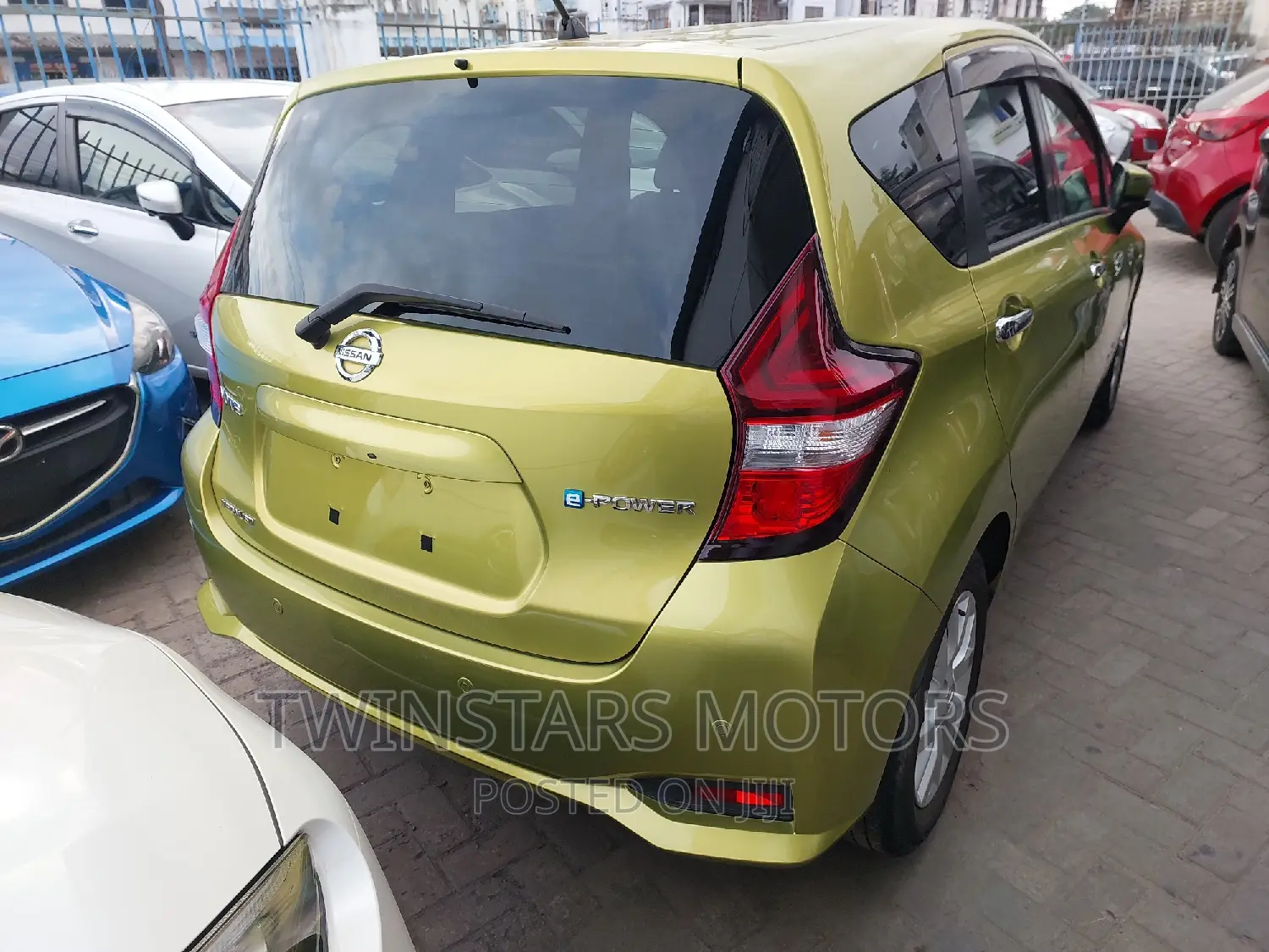 Nissan Note 1.2 Hybrid 2017 Green