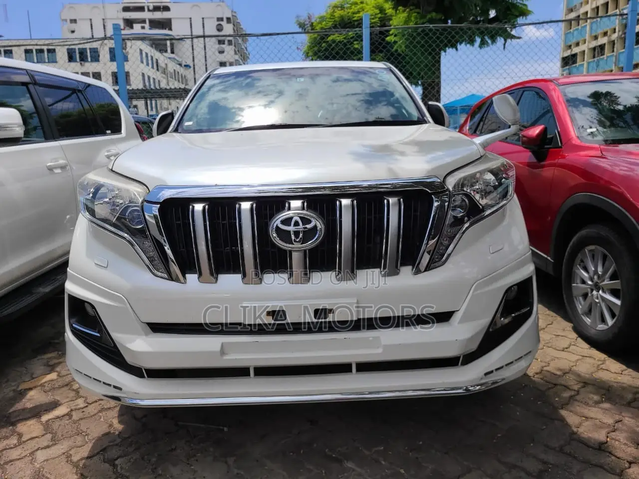 Toyota Land Cruiser Prado 2.7 2019 Pearl