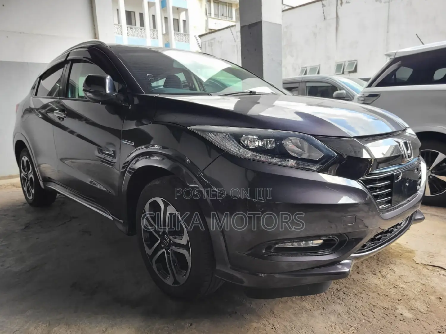 Honda Vezel 1.5 Hybrid 2WD 2016 Gray