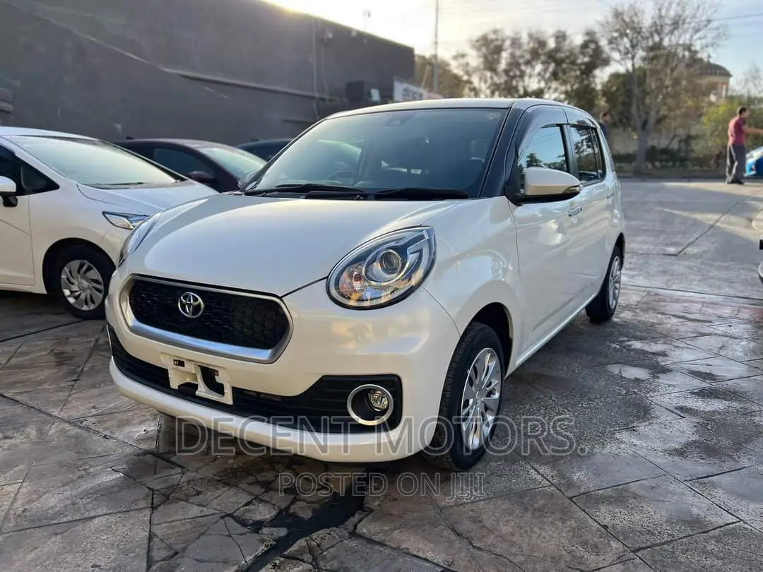 Toyota Passo 1.0 FWD 2017 White