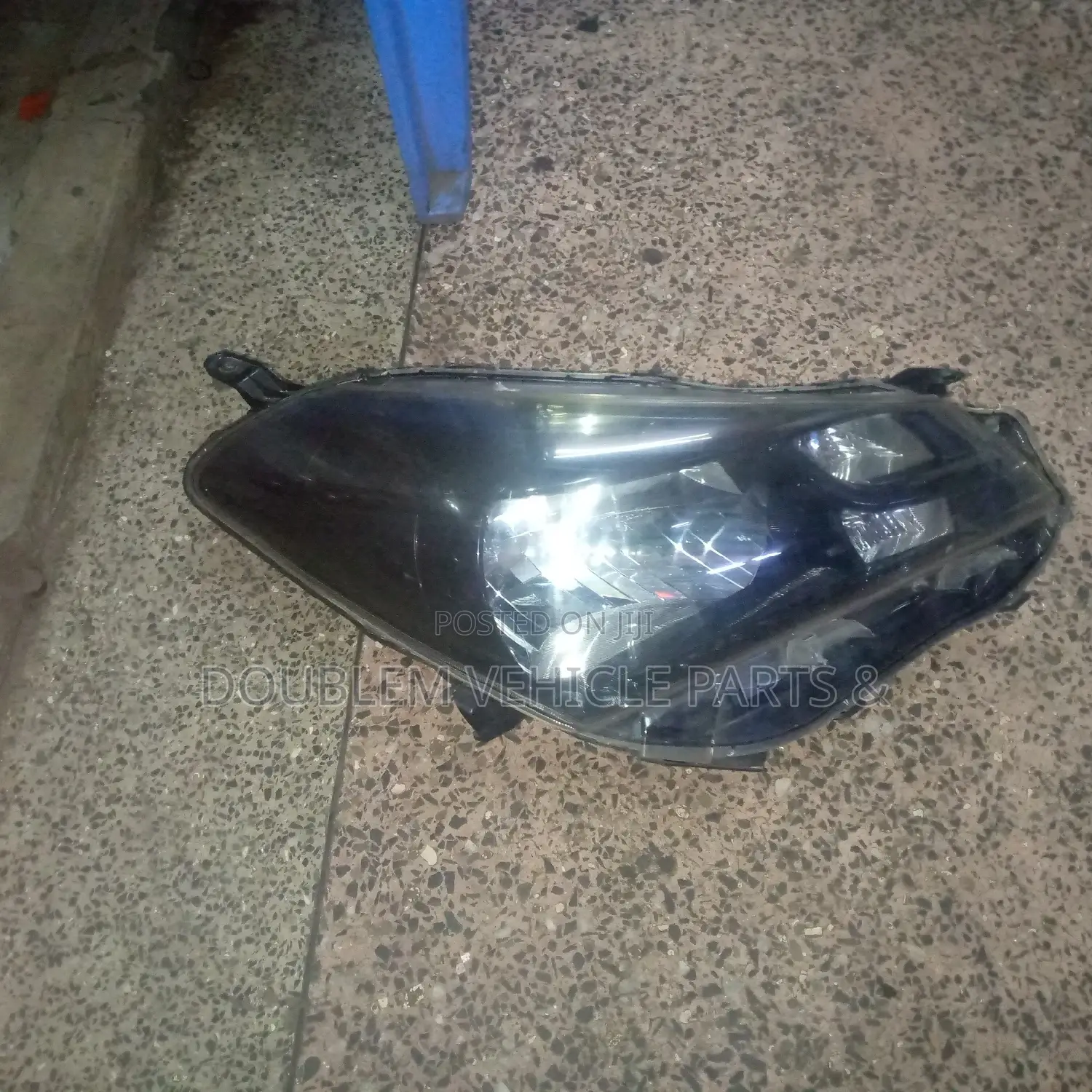 Headlamp Toyota Vitz 2017/New Model Non Xenon Black Shade269