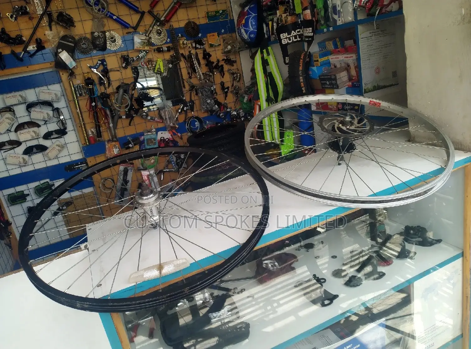 Ex UK Quando Disk Hub Aluminium Rims