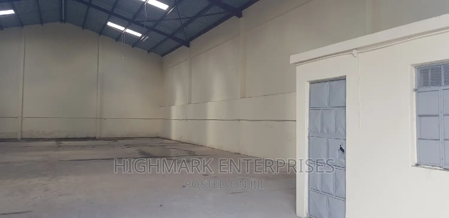 6000 Sq Feet Godown to Let