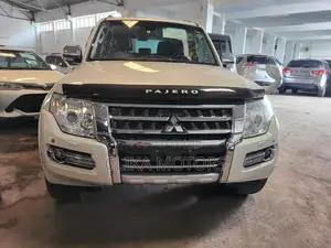 2016 Mitsubishi Pajero V80 DI-D 3.2 White - Luxury 4x4 Adventure Vehicle
