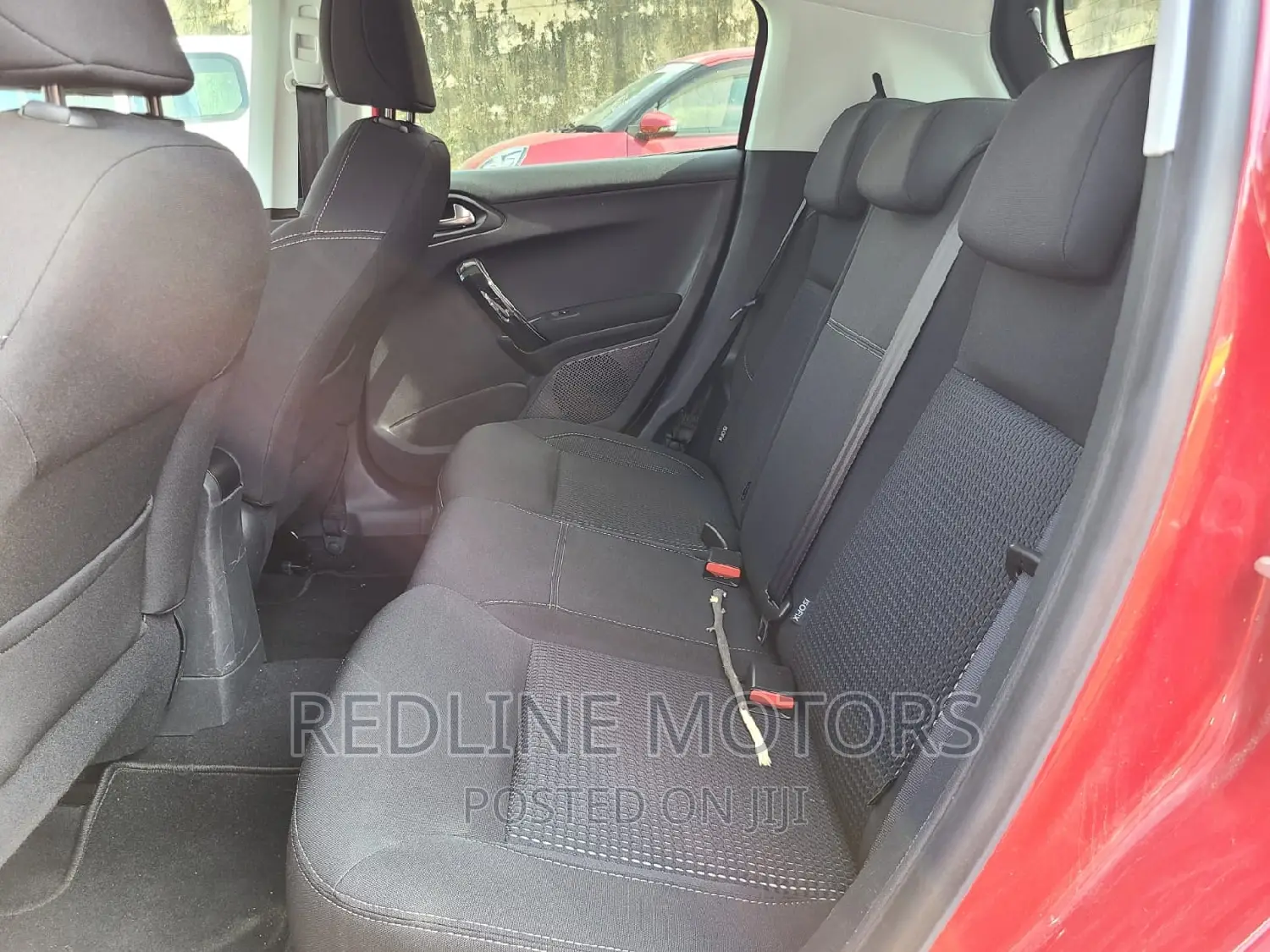 Peugeot 208 2016 Red