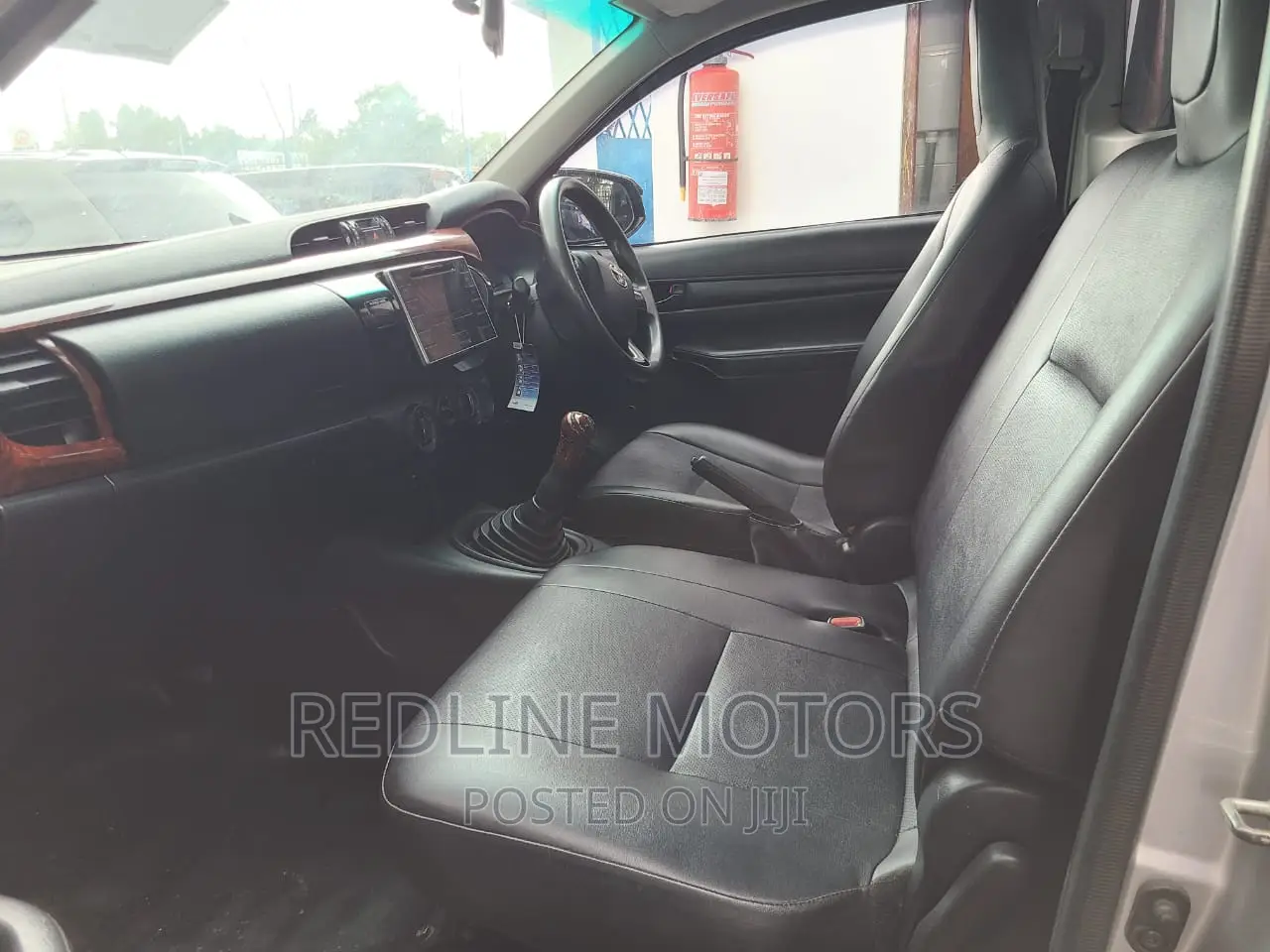 Toyota Hilux 2017 Silver