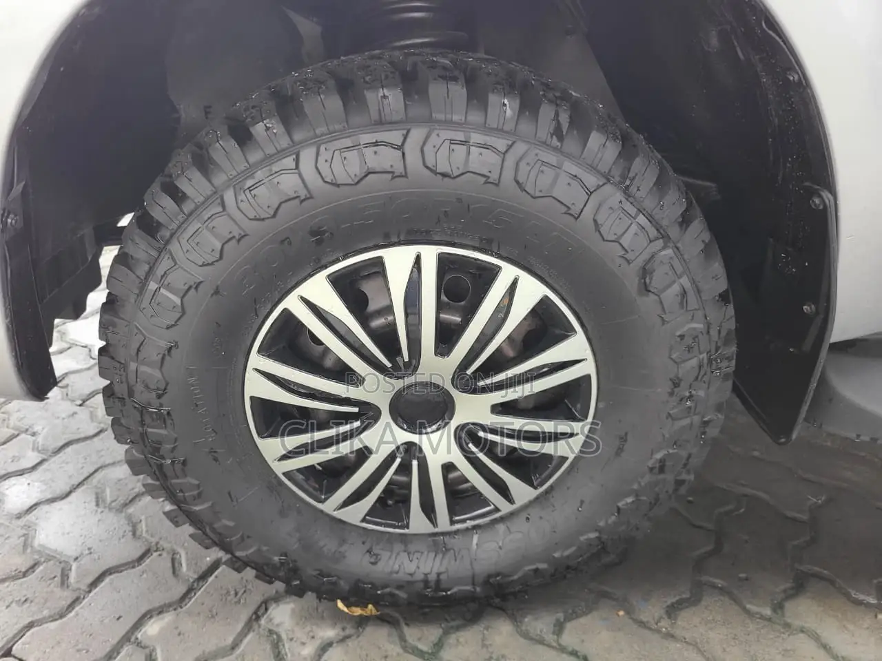 Toyota Hilux 2017 Silver