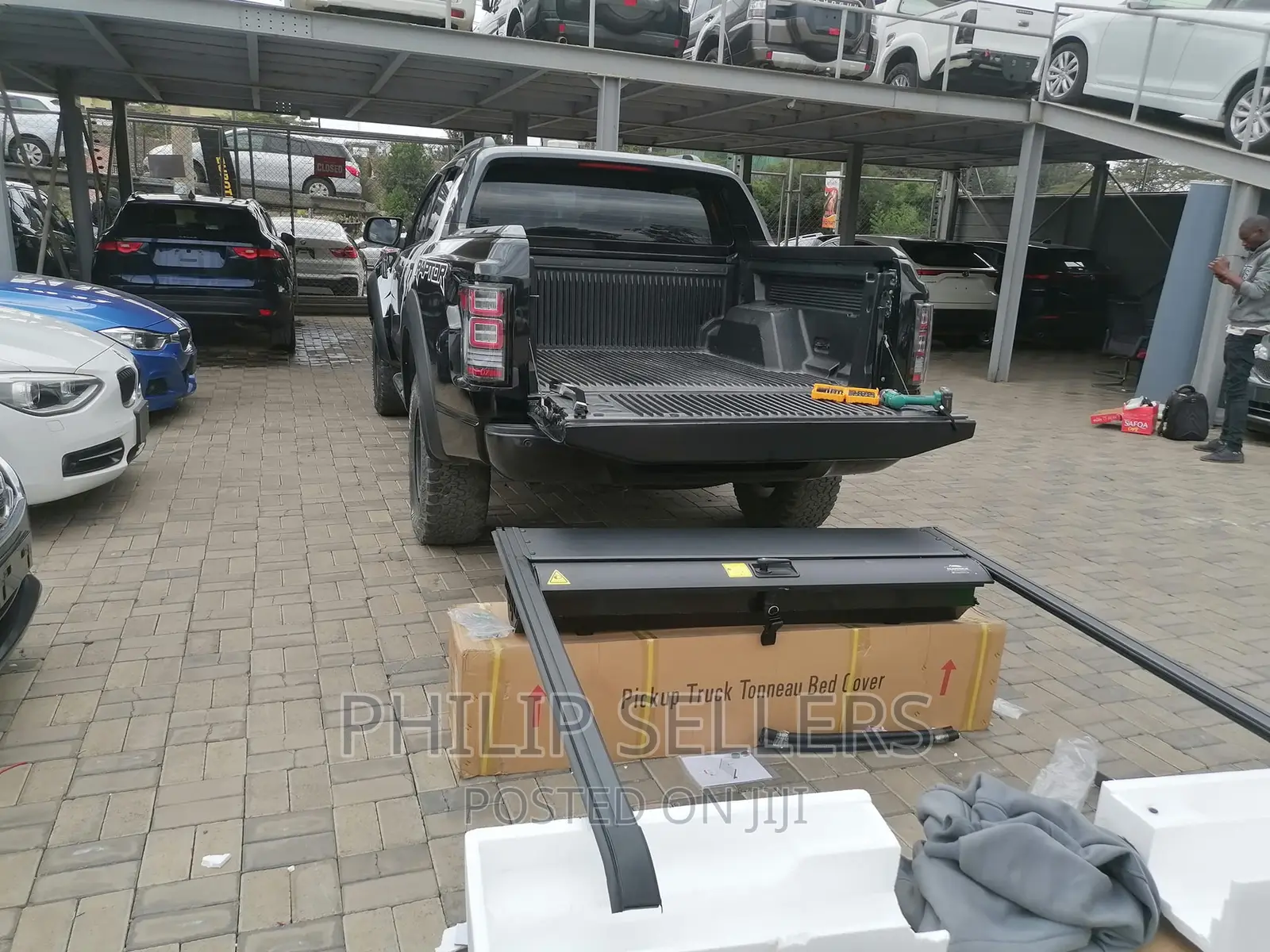 Double Cab Roll Top Cover That Adapts to Your Lifestyle.