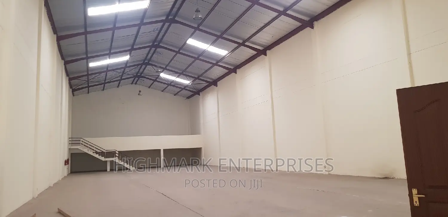 5500 Sq Feet Godowns to Let