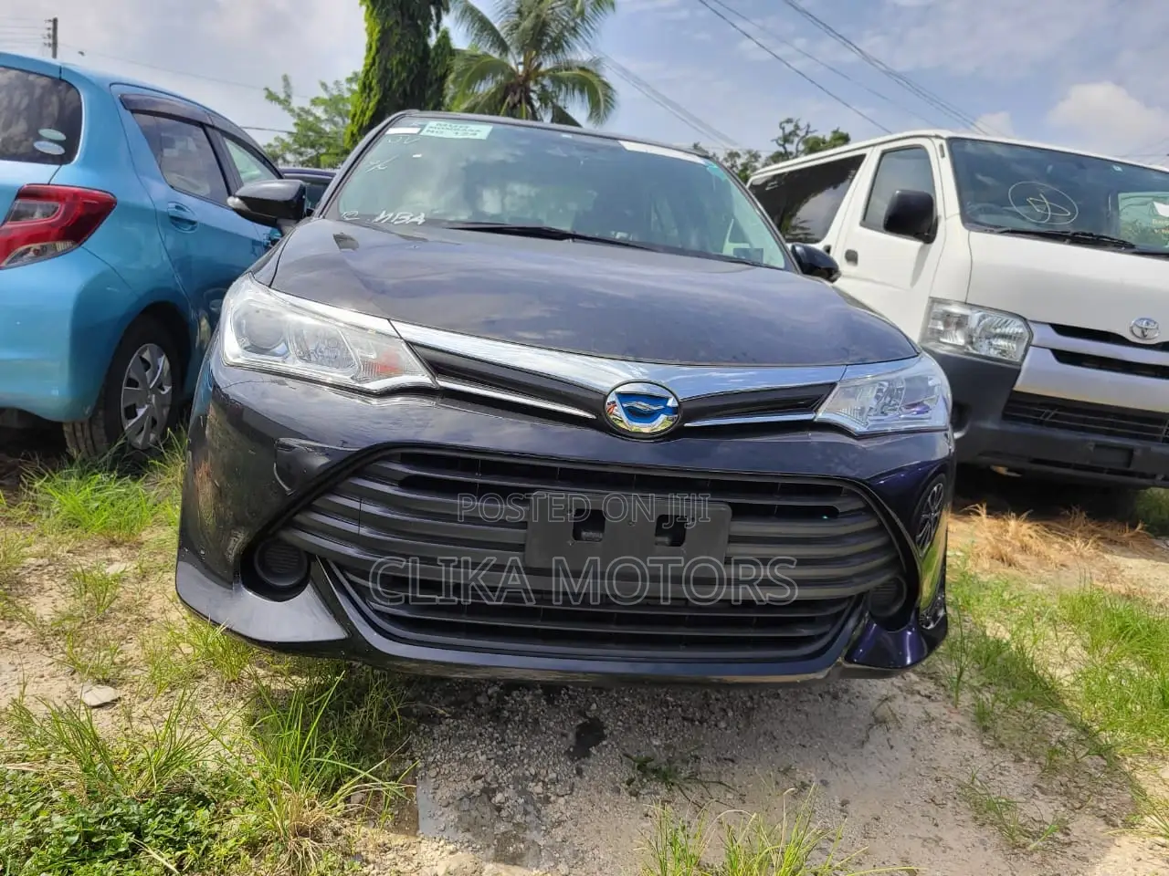 Toyota Axio 1.5 Hybrid 2WD 2016 Black