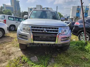 Mitsubishi Pajero V80 3.0 VR-I - Silver 2016