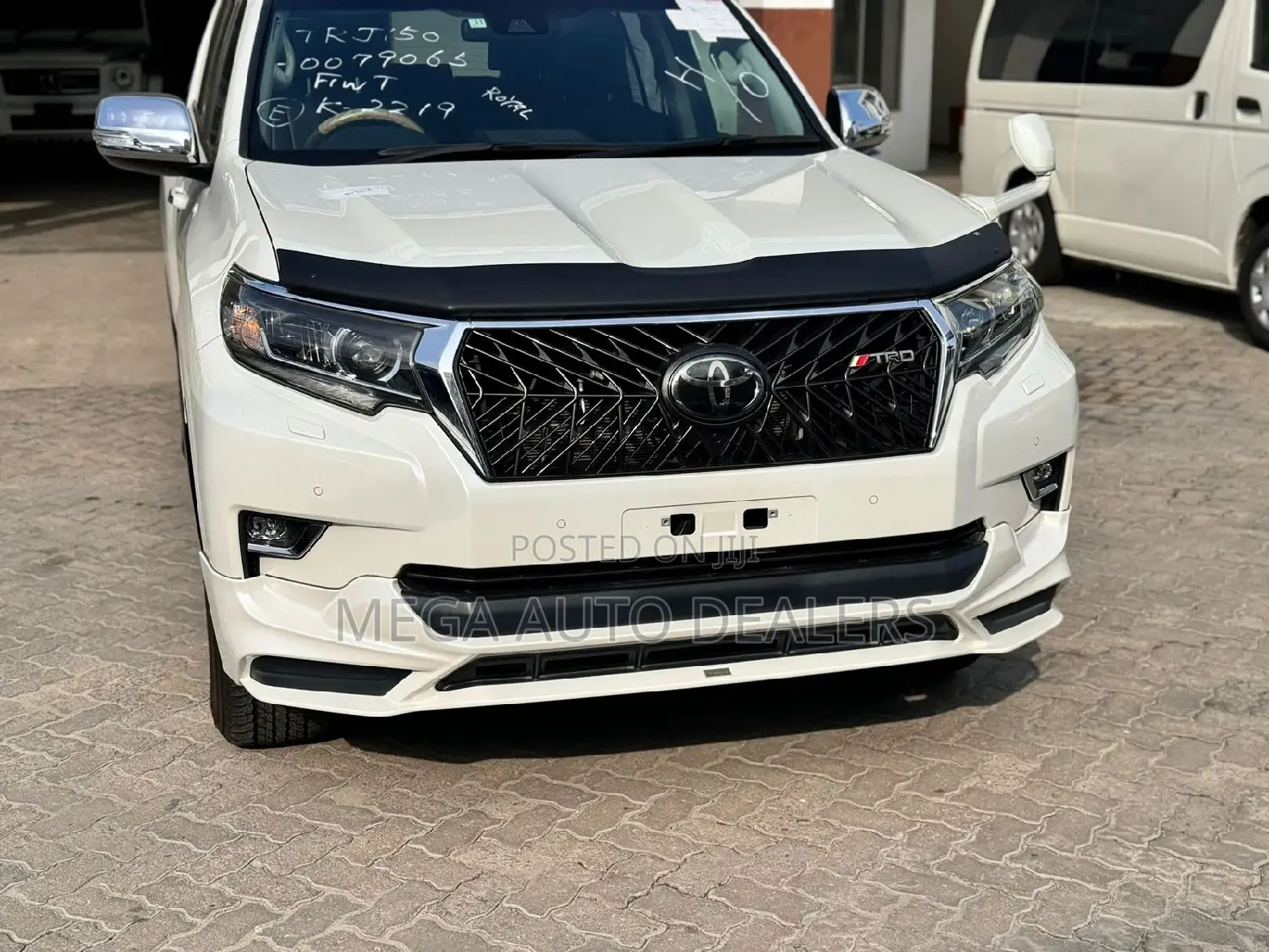 Toyota Land Cruiser Prado 2.7 2018 Pearl