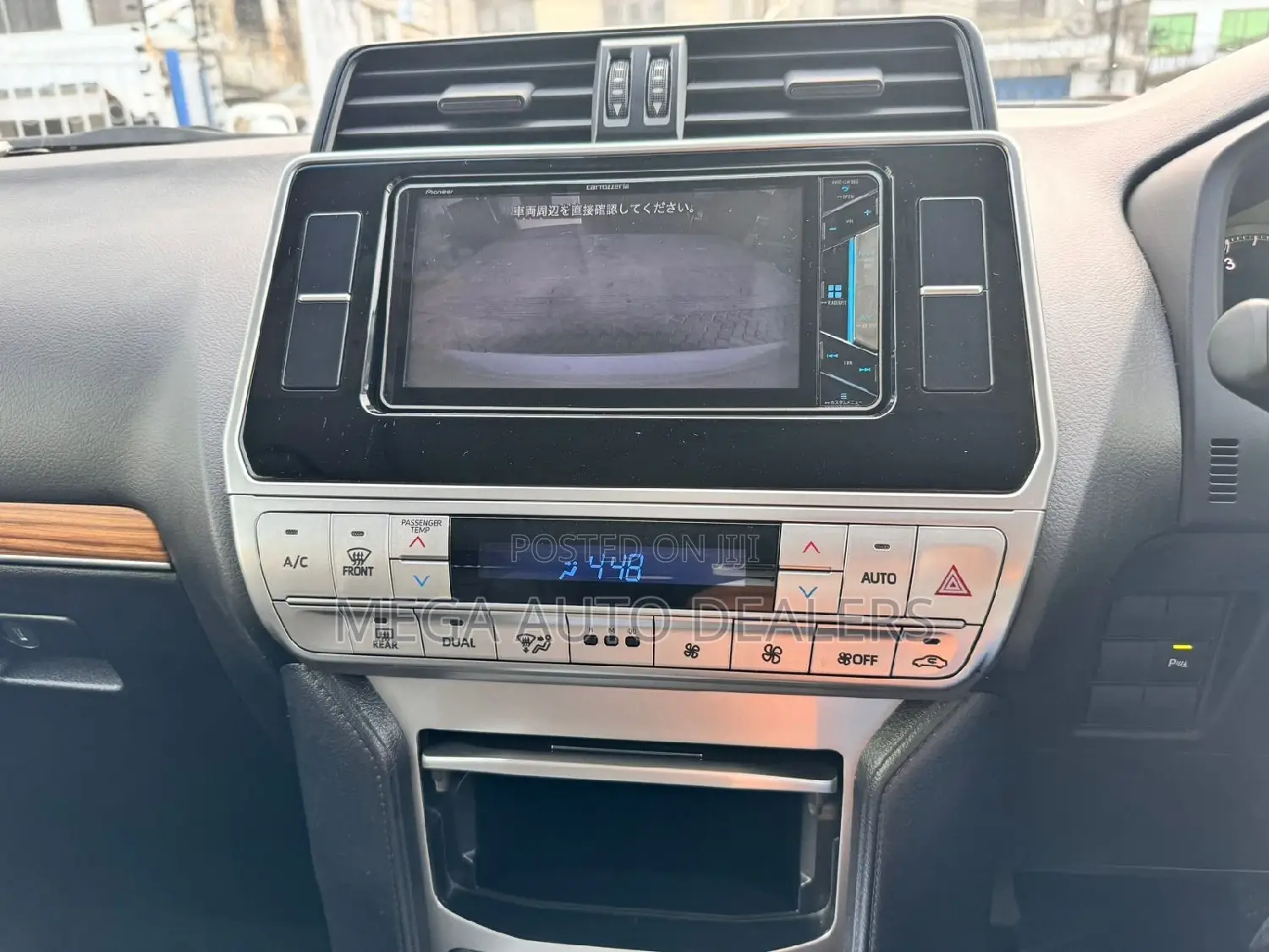 Toyota Land Cruiser Prado 2.7 2018 Pearl
