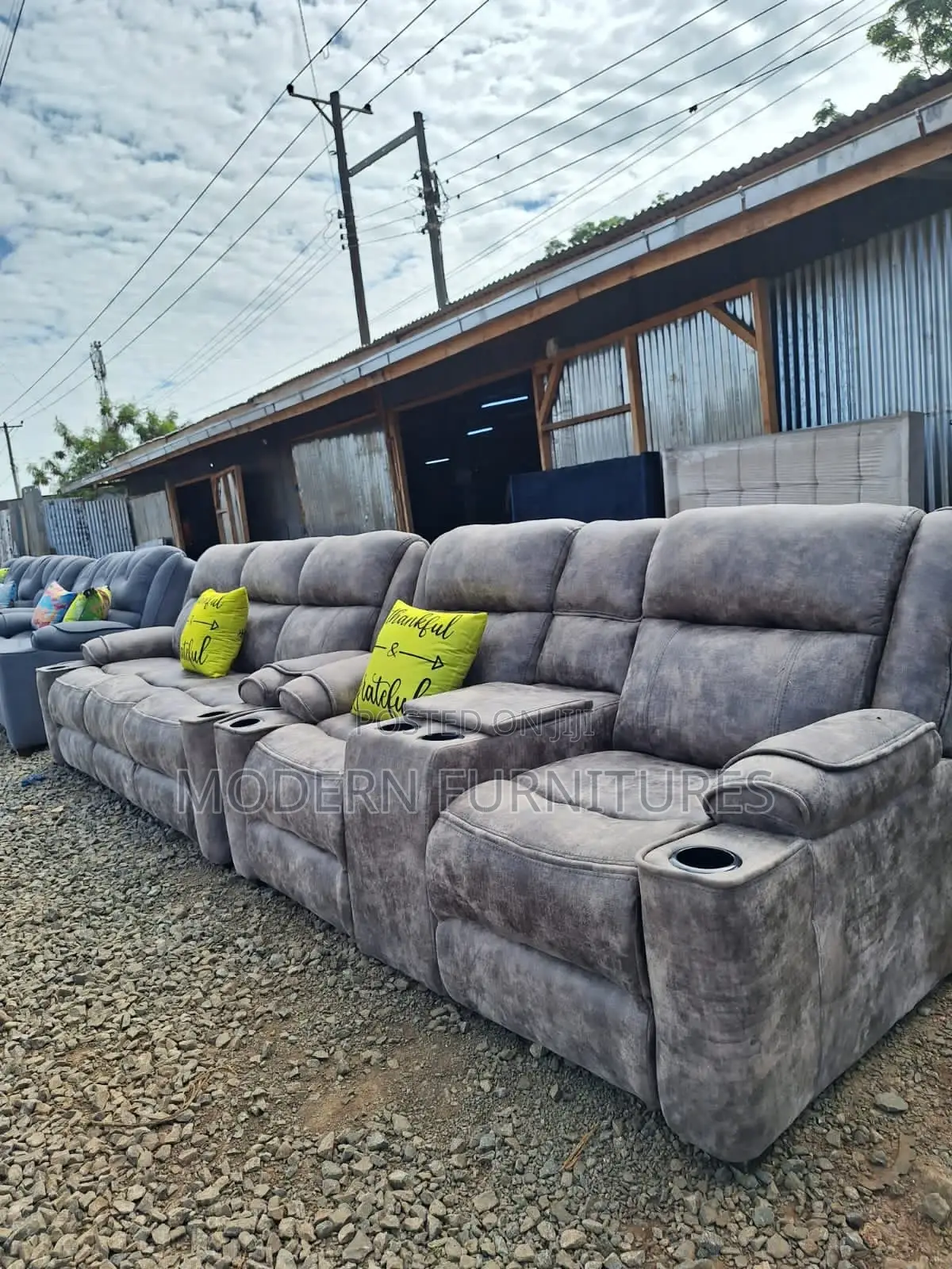 5 Seater Reclinerlike Sofa