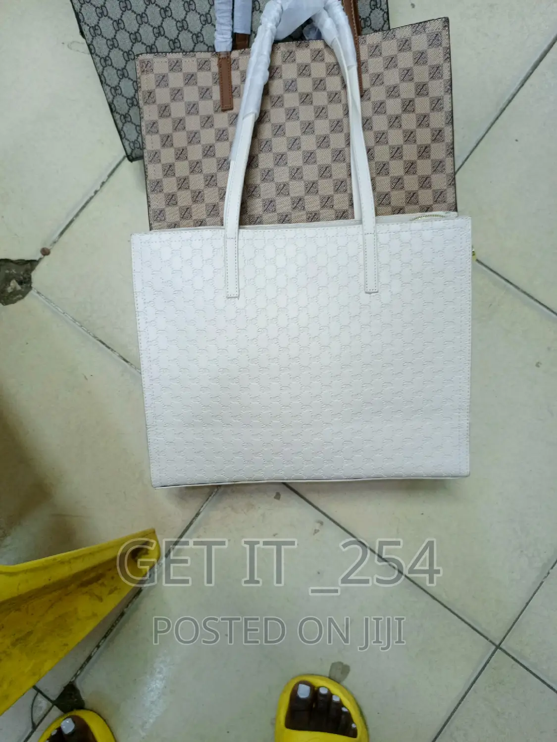 Ladiesclassy Spacious Bags 