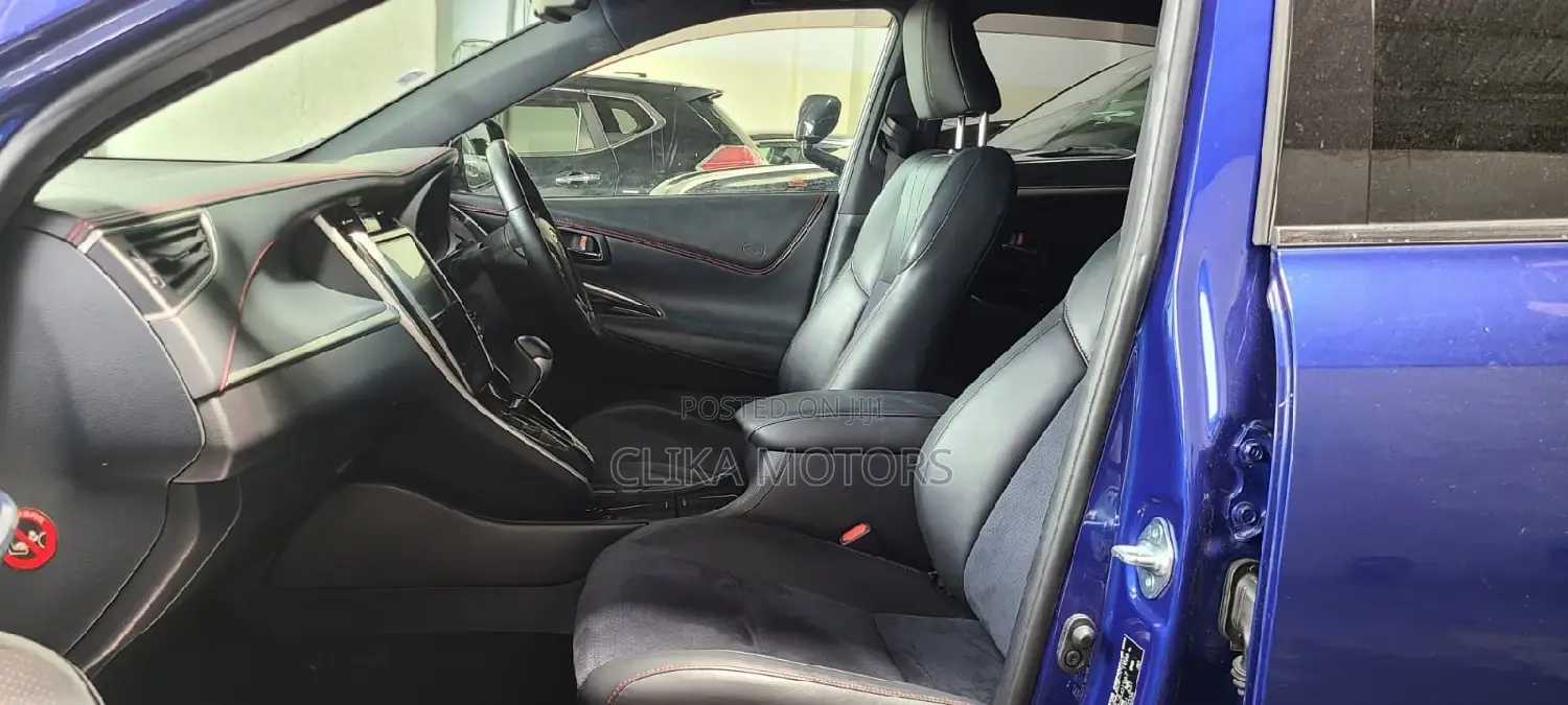 Toyota Harrier 2.0 4WD 2017 Blue