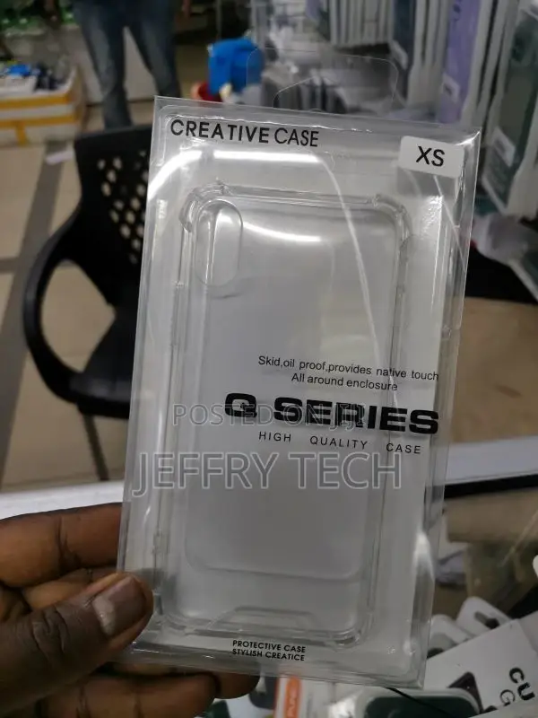 iPhone X / XS Protection Clear Case