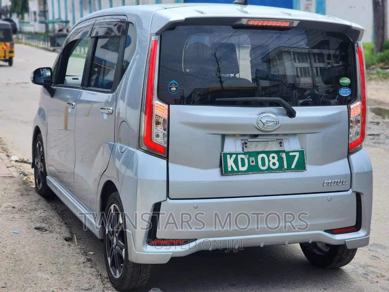 Daihatsu Move 2017 Silver