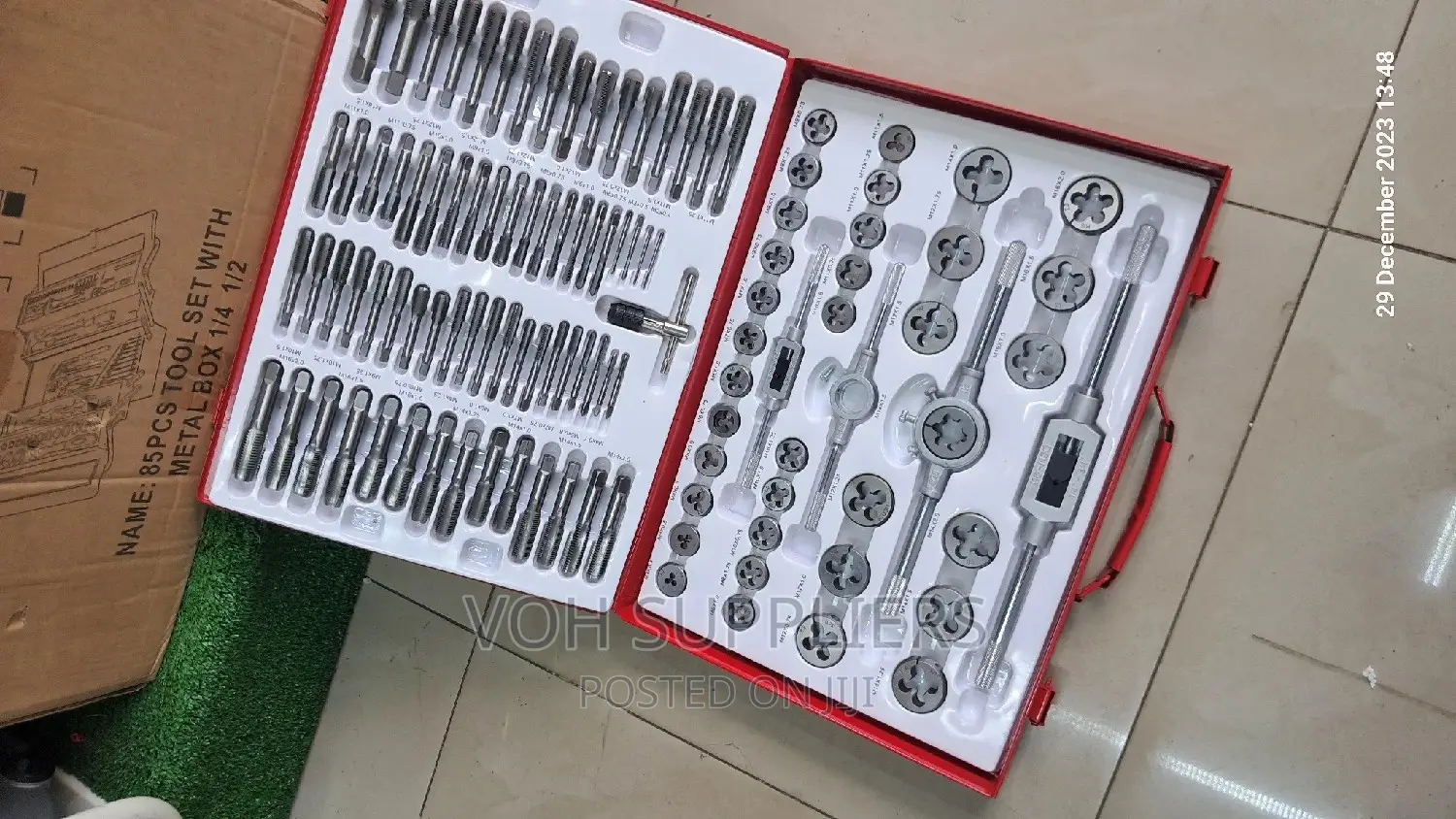 115pcs Taps and Die With M16 .