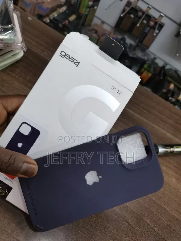 GEAR4 Rio iPhone 12 Case - Dark Purple