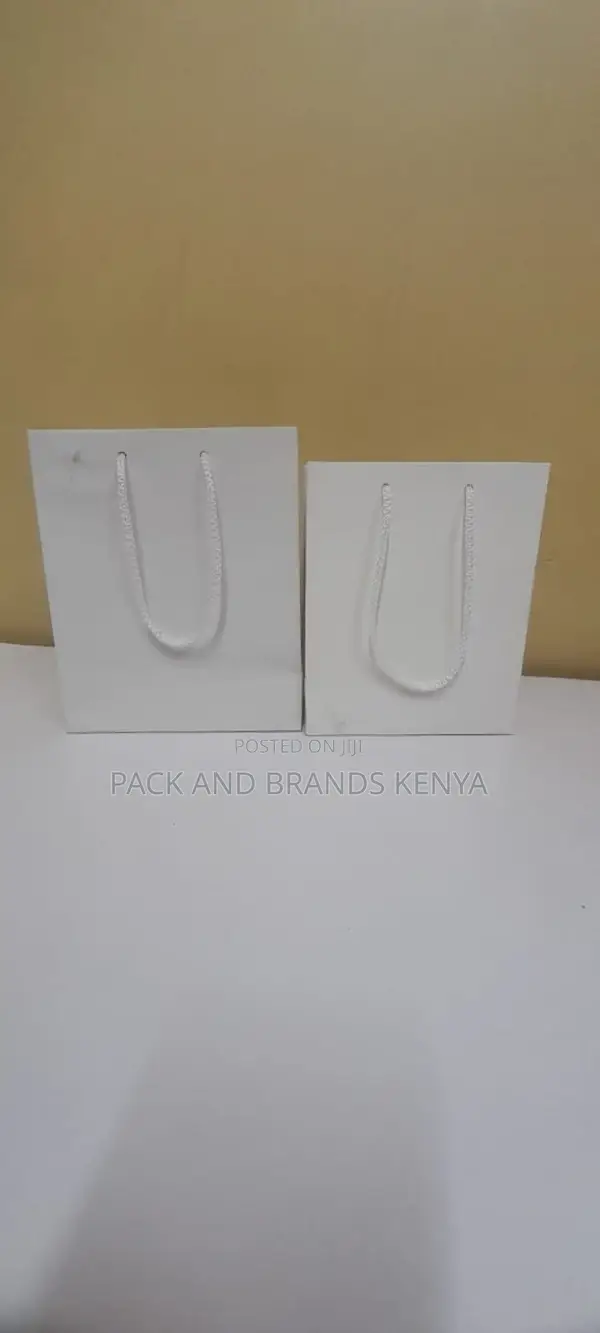 White Gift Packing Bags