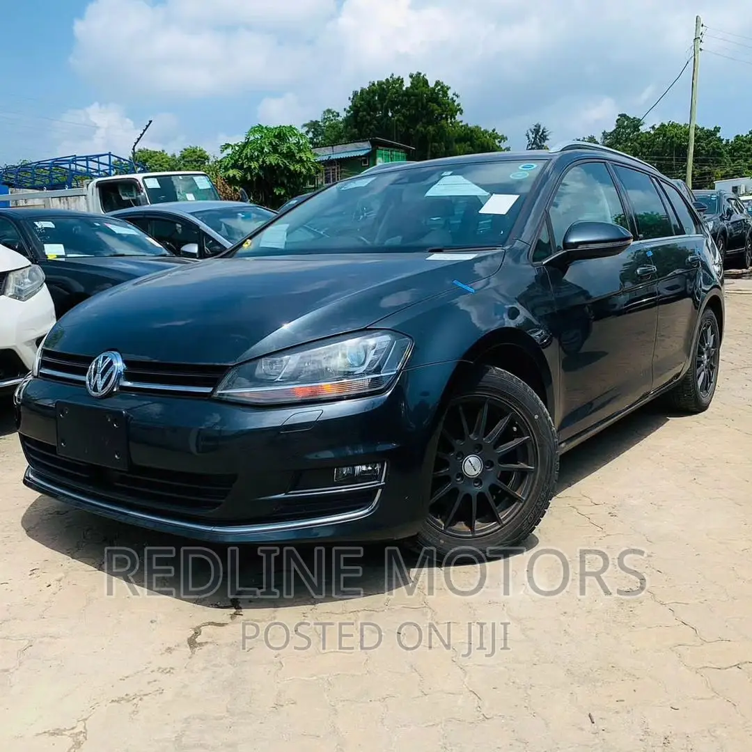 Volkswagen Golf TSI S 4-Door FWD 2016 Black