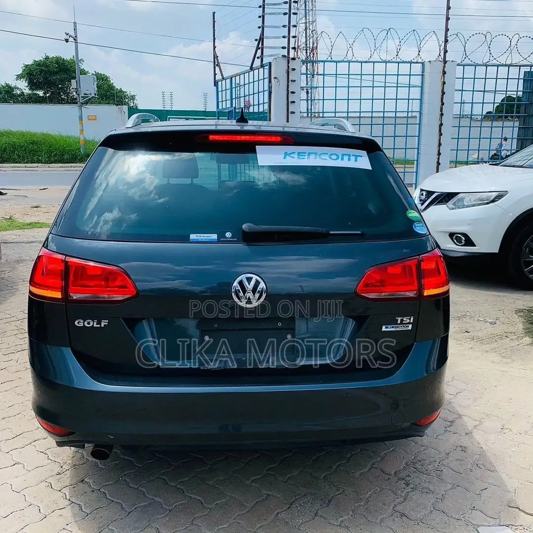 Volkswagen Golf TSI S 4-Door FWD 2016 Black