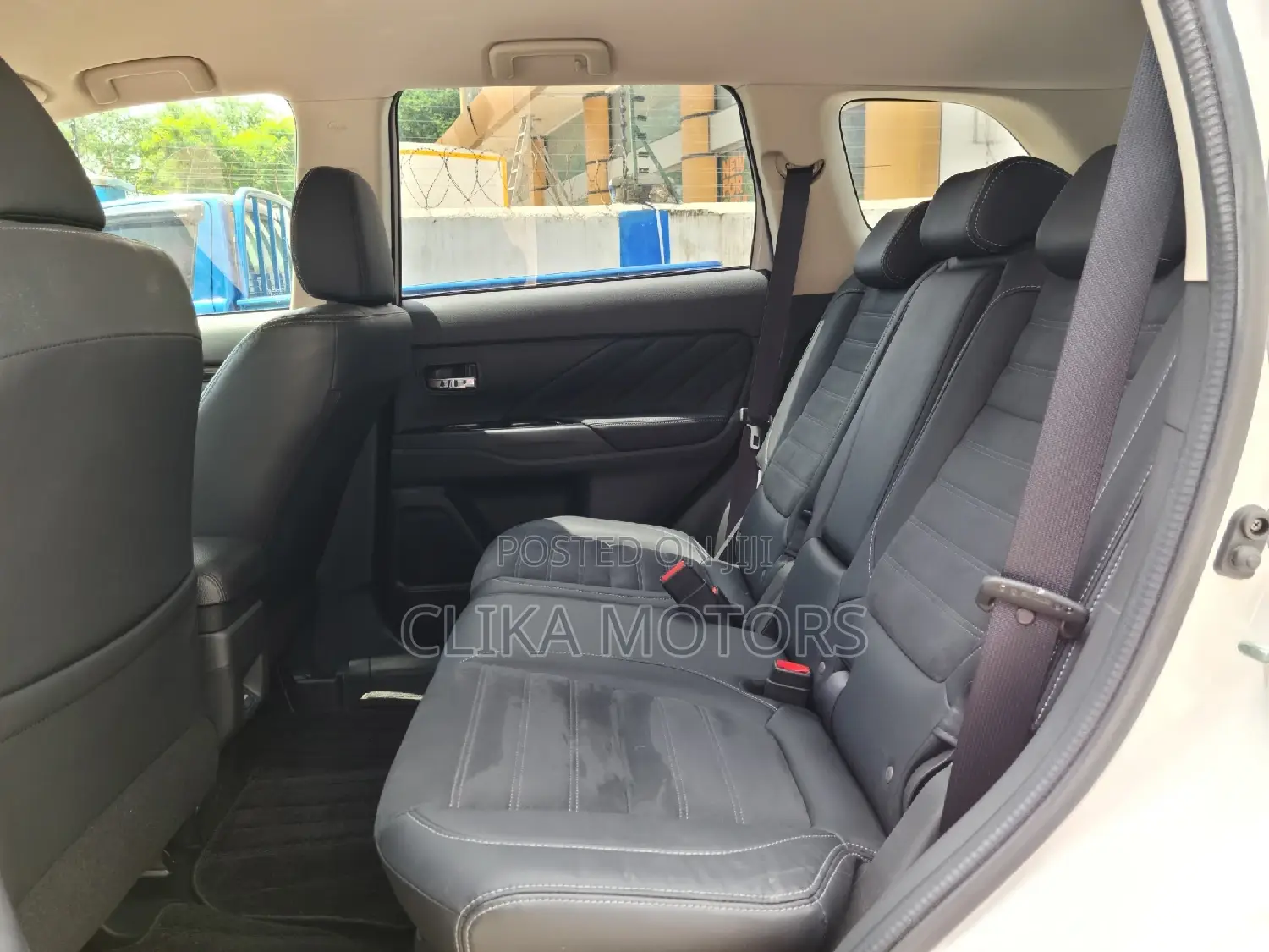 Mitsubishi Outlander 2.0 PHEV AWD 2016 Pearl