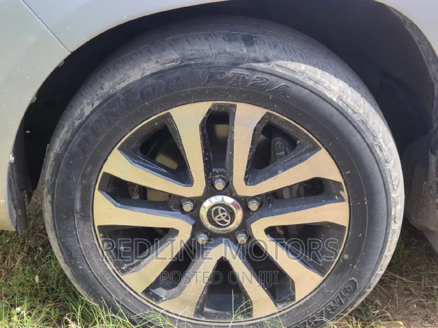 Toyota Land Cruiser 4.6 V8 ZX 2016 Silver