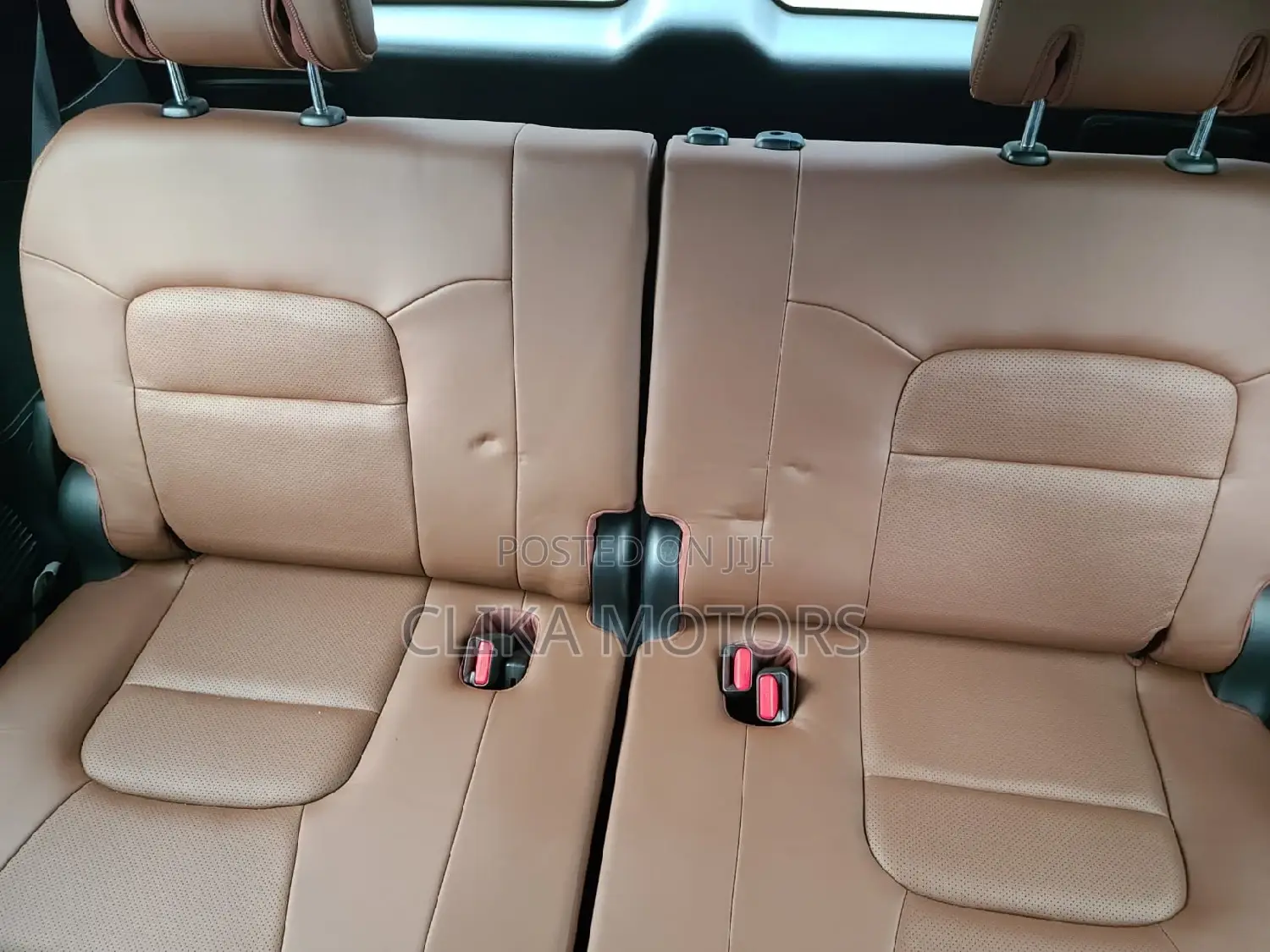 Toyota Land Cruiser 4.6 V8 ZX 2016 Gold