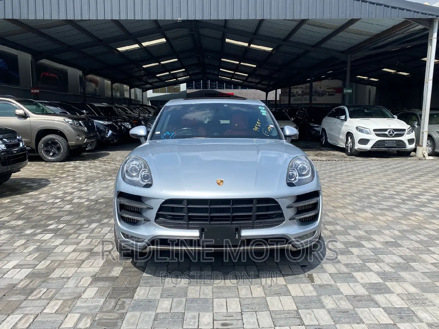 Porsche Macan Turbo 2016 Gray