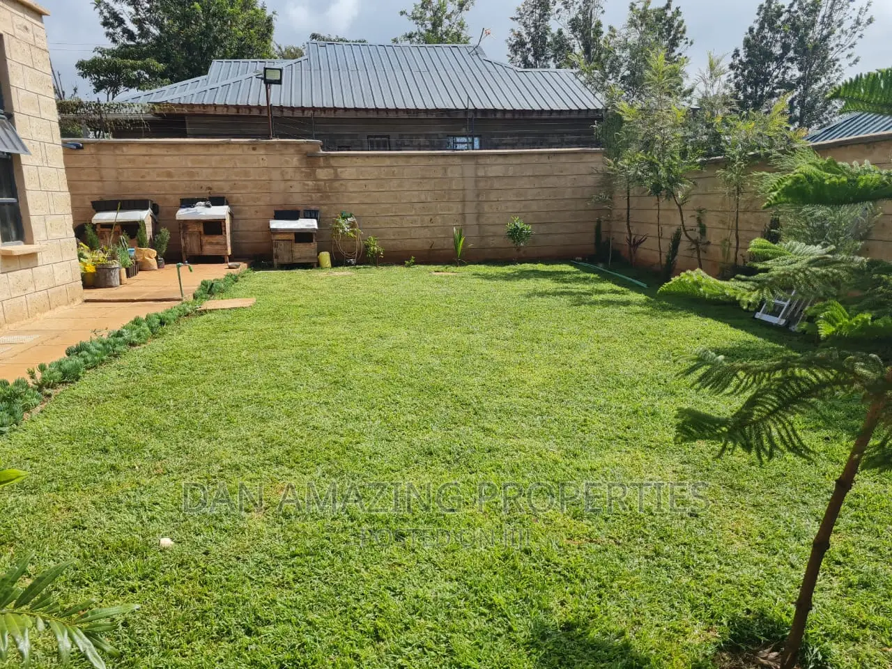6bdrm Maisonette in Ngong, Kibiku for sale